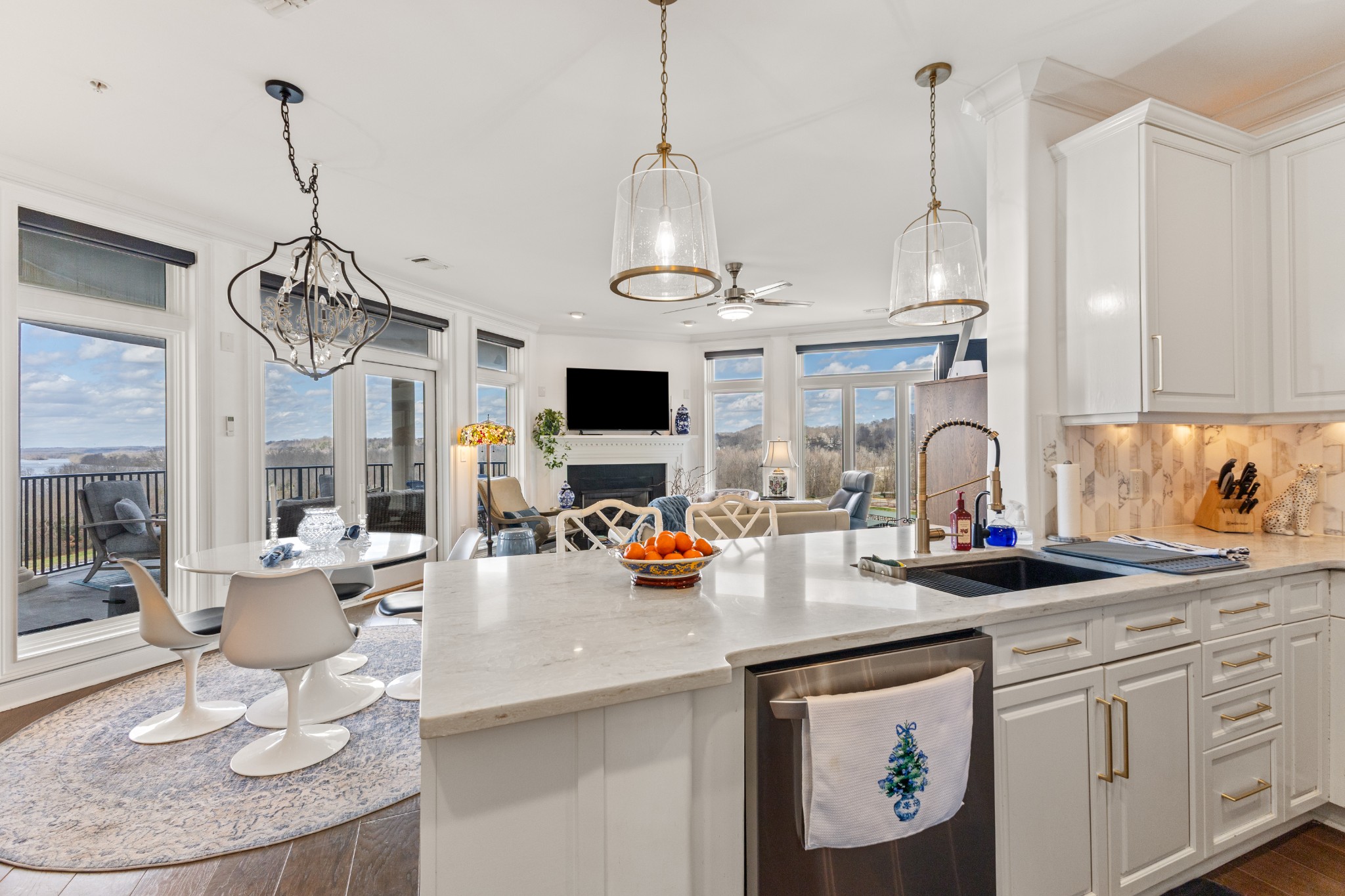 400 Warioto Way Unit: 706