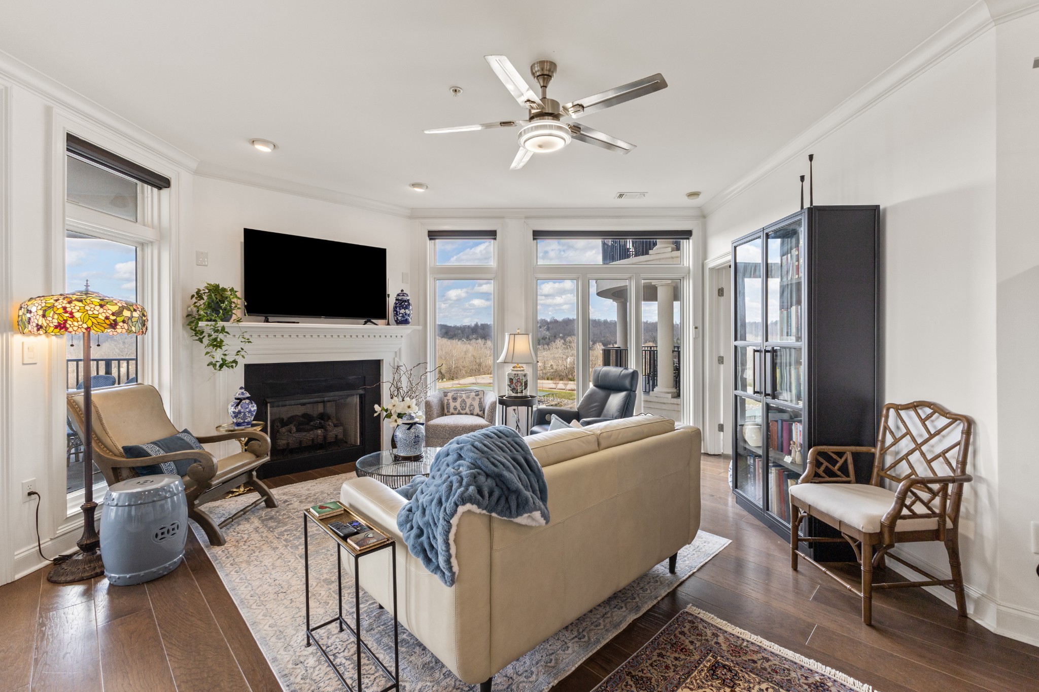 400 Warioto Way Unit: 706