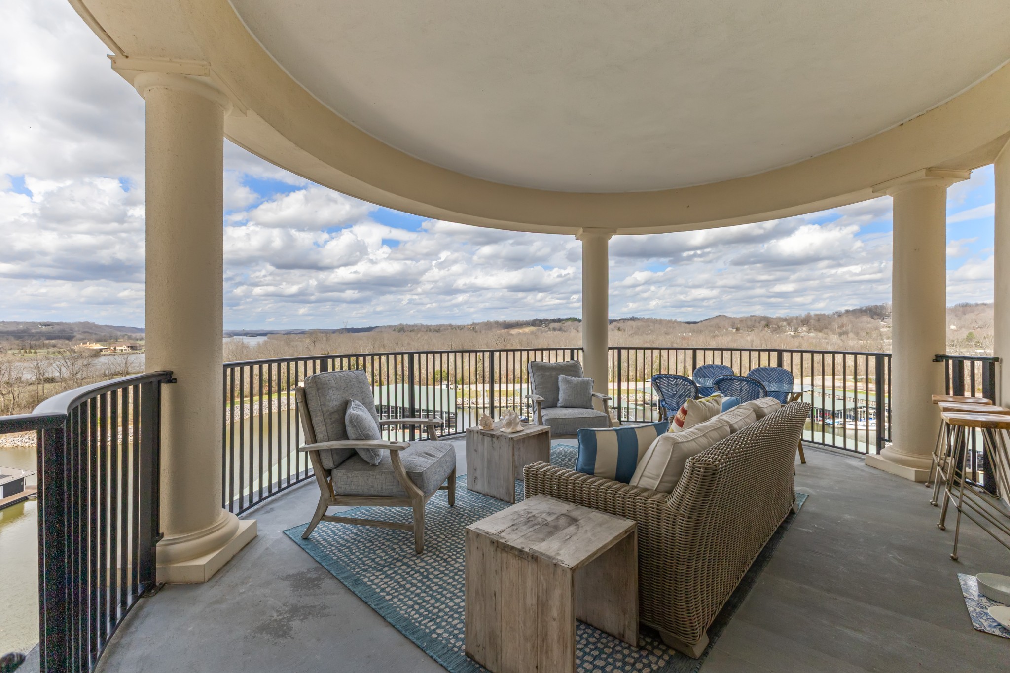 400 Warioto Way Unit: 706