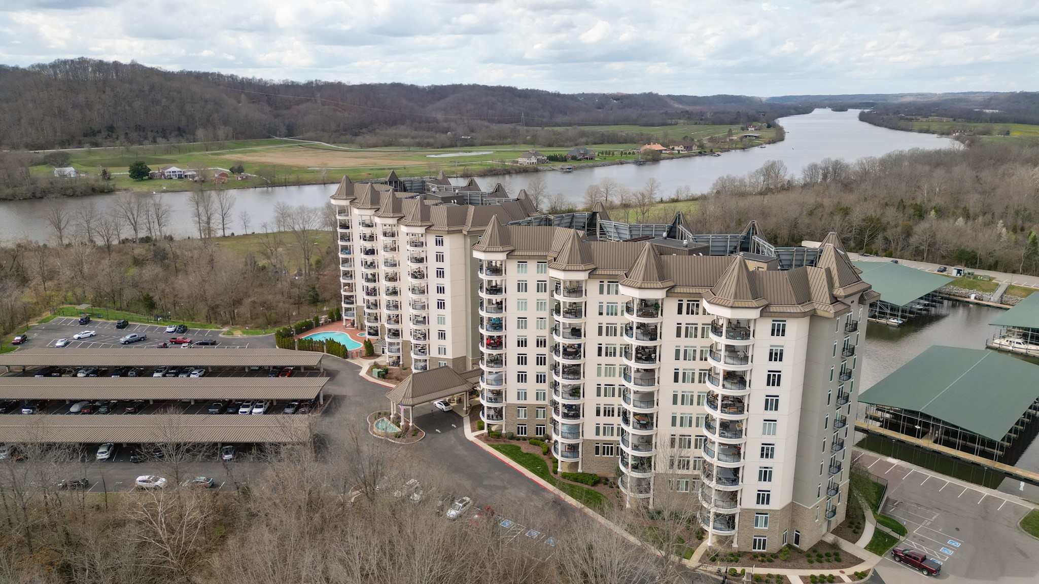 400 Warioto Way Unit: 706