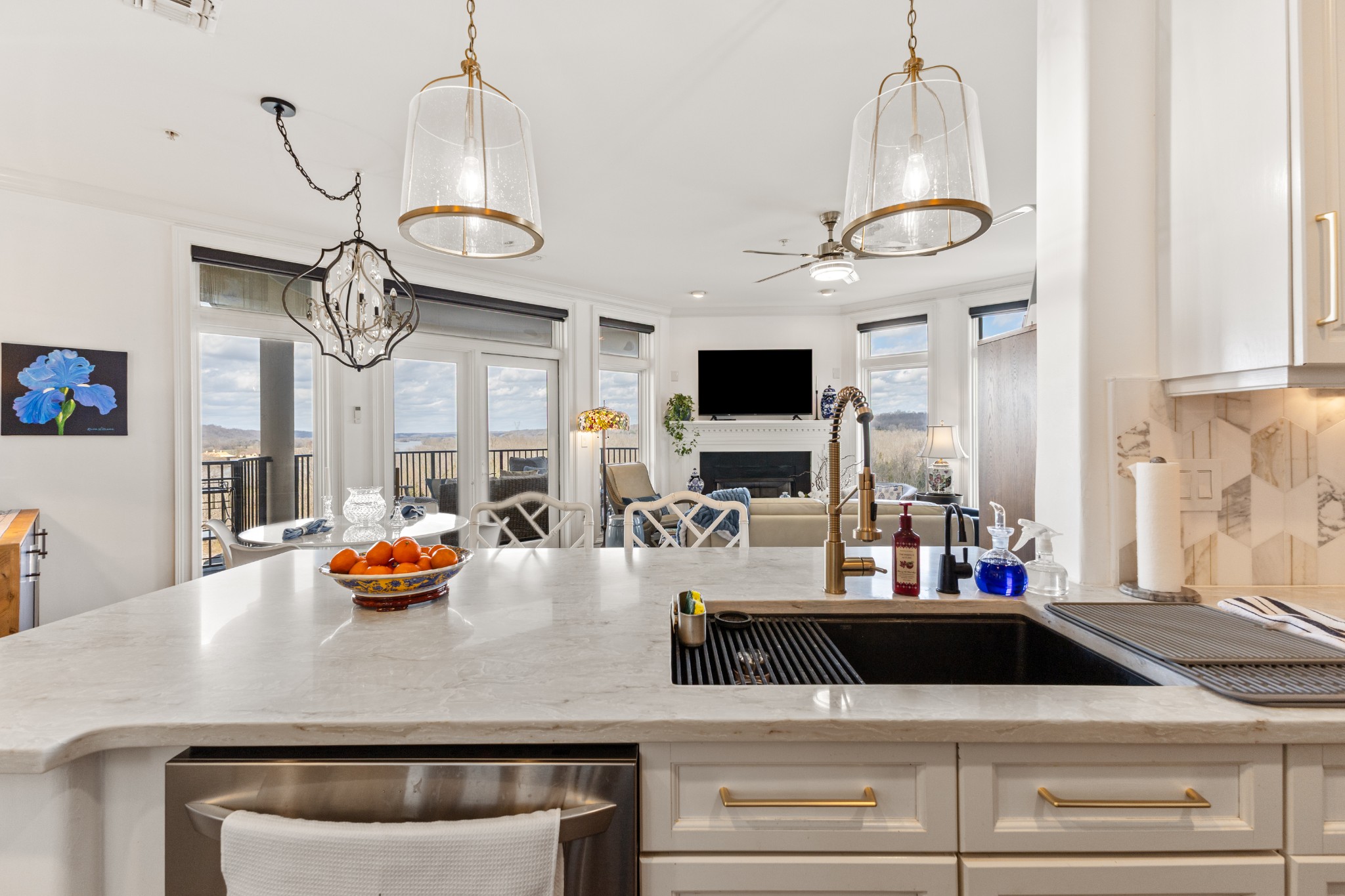 400 Warioto Way Unit: 706