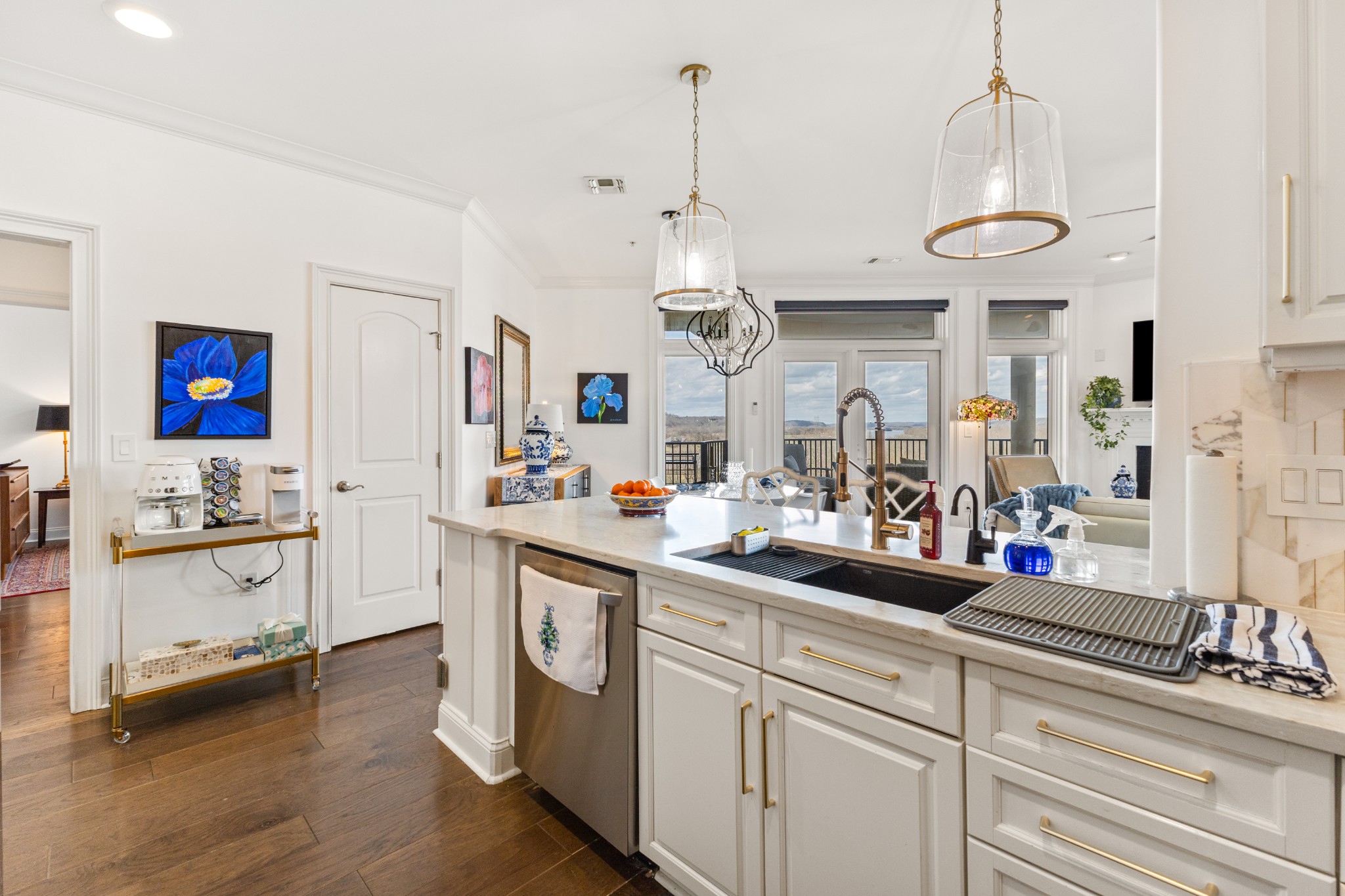 400 Warioto Way Unit: 706