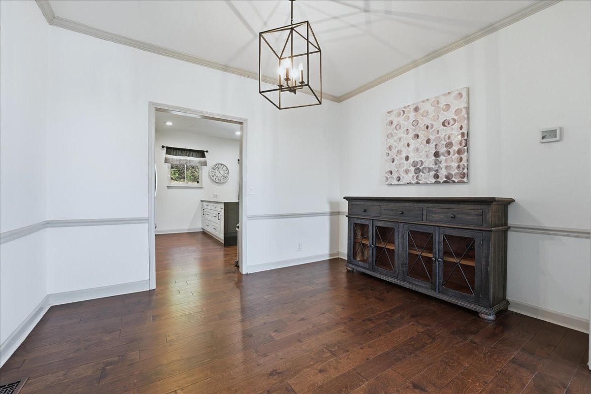 128 Jefferson Sq