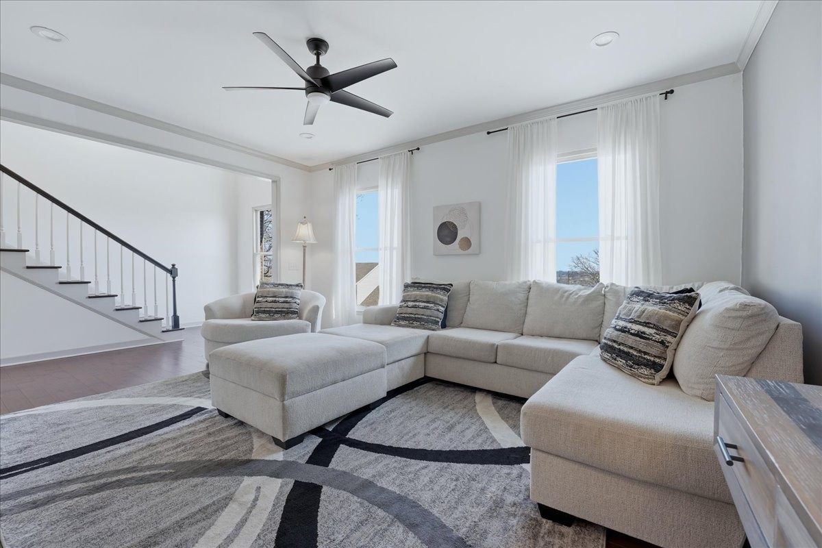 128 Jefferson Sq