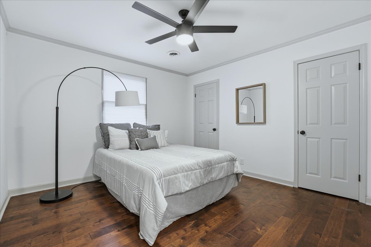 128 Jefferson Sq