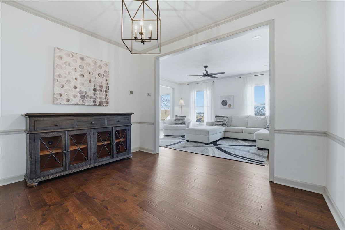 128 Jefferson Sq