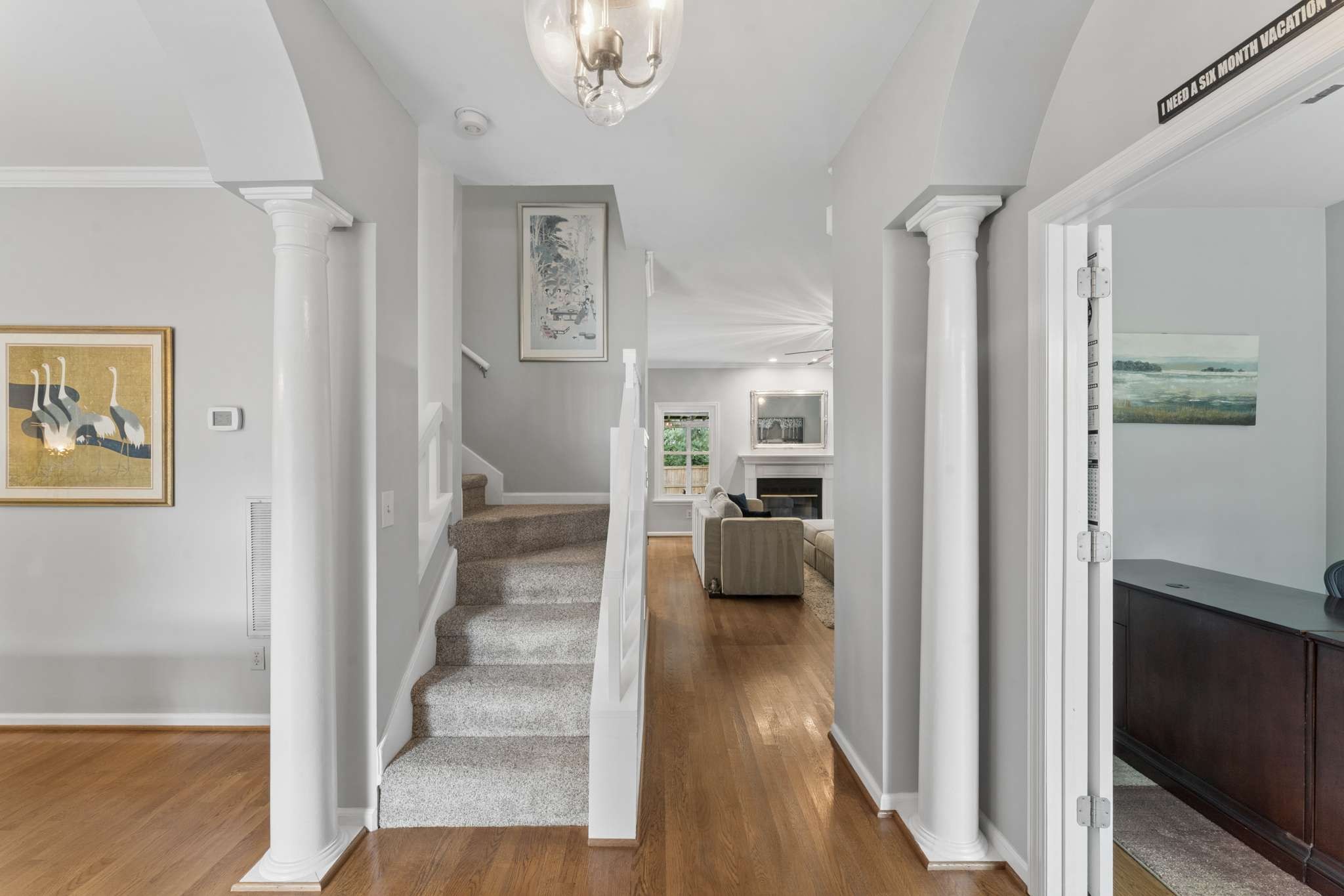 163 Clarendon Cir