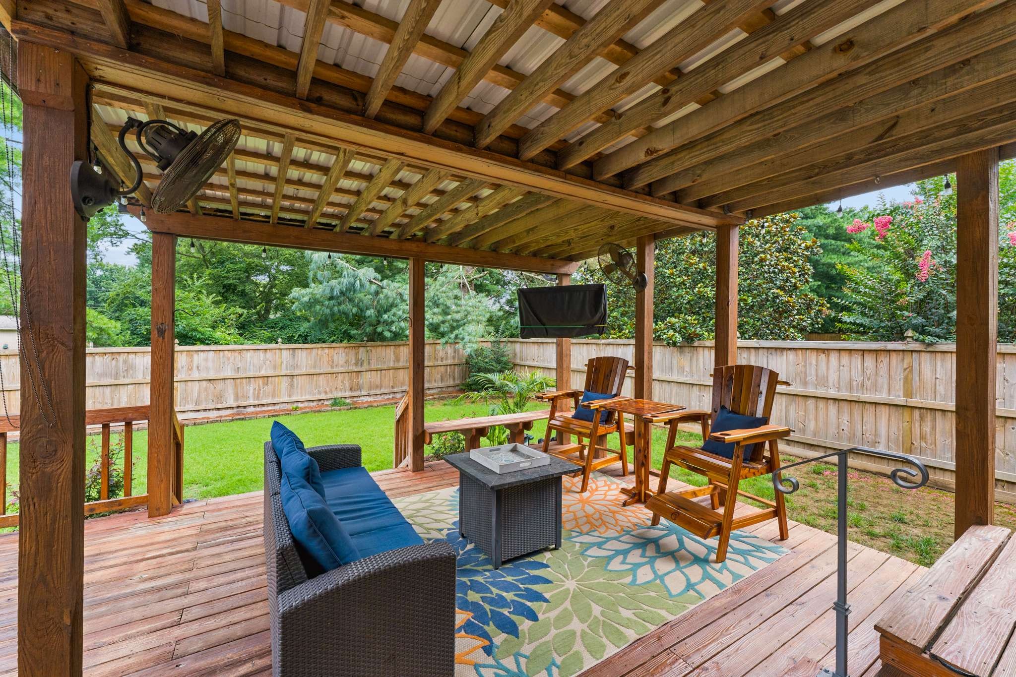 163 Clarendon Cir