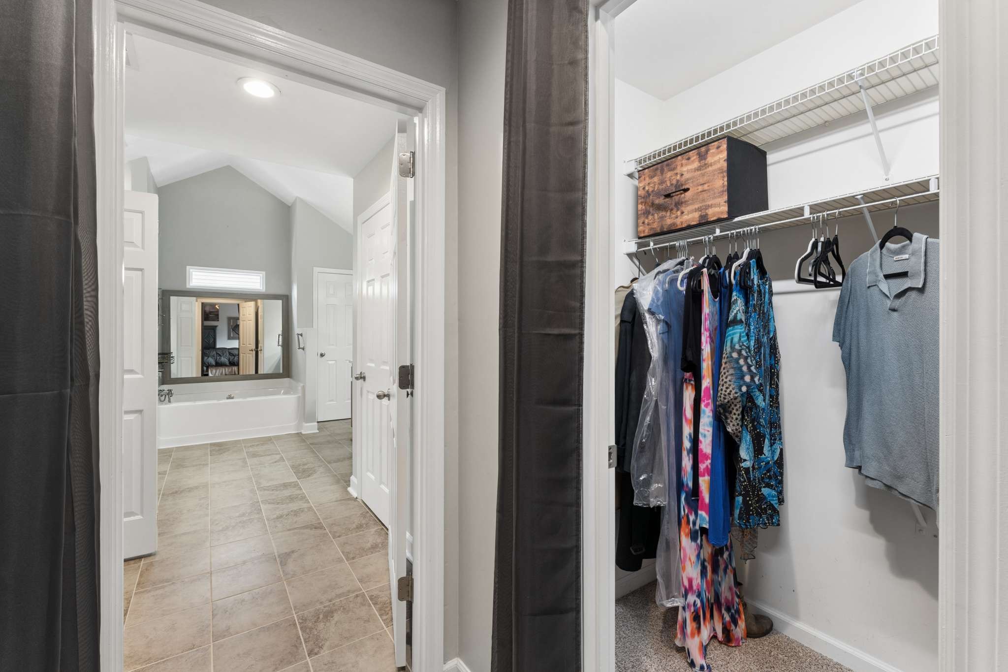163 Clarendon Cir