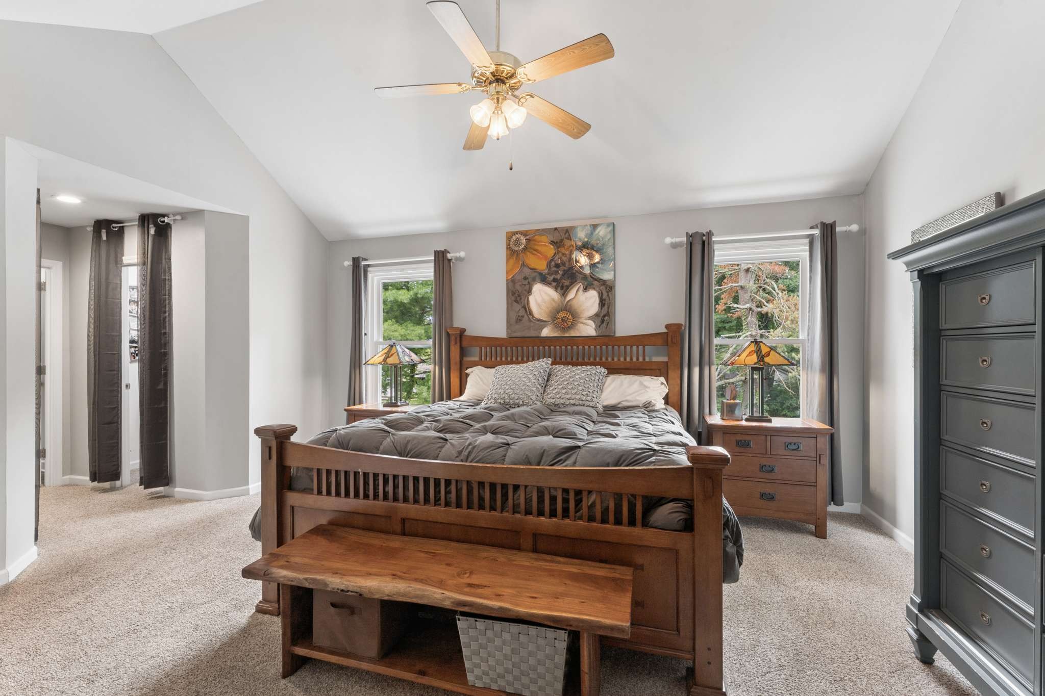 163 Clarendon Cir