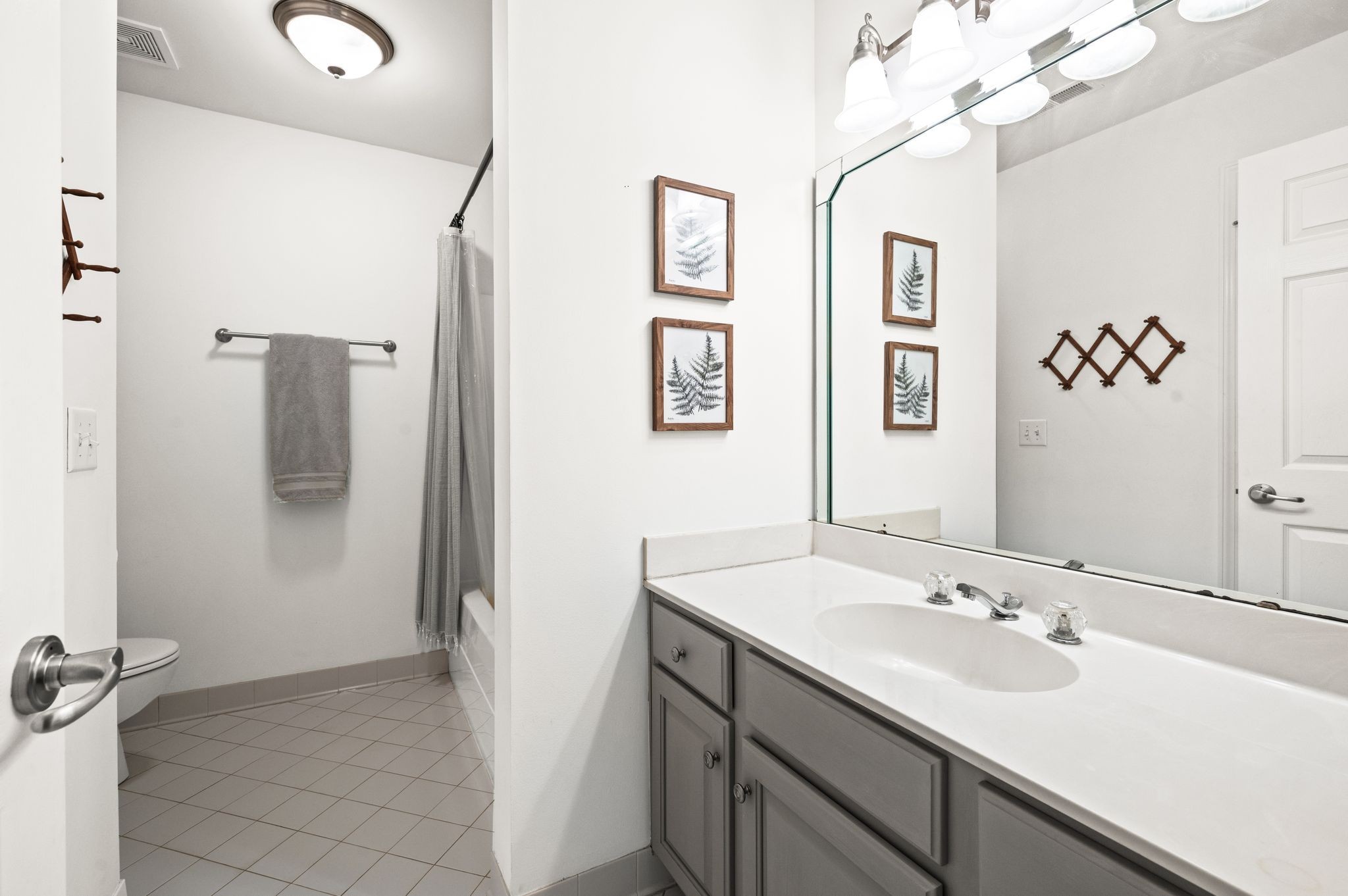 1819 Brentwood Pointe