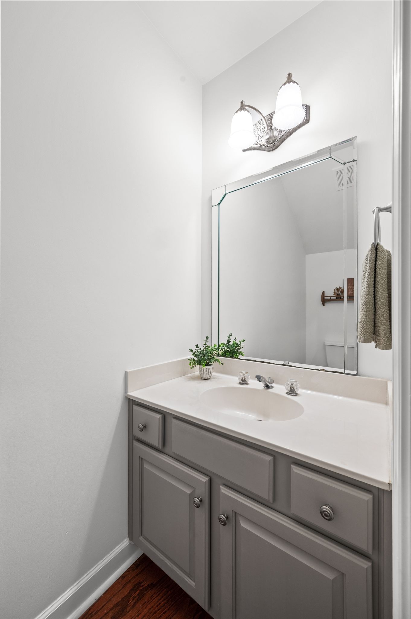 1819 Brentwood Pointe