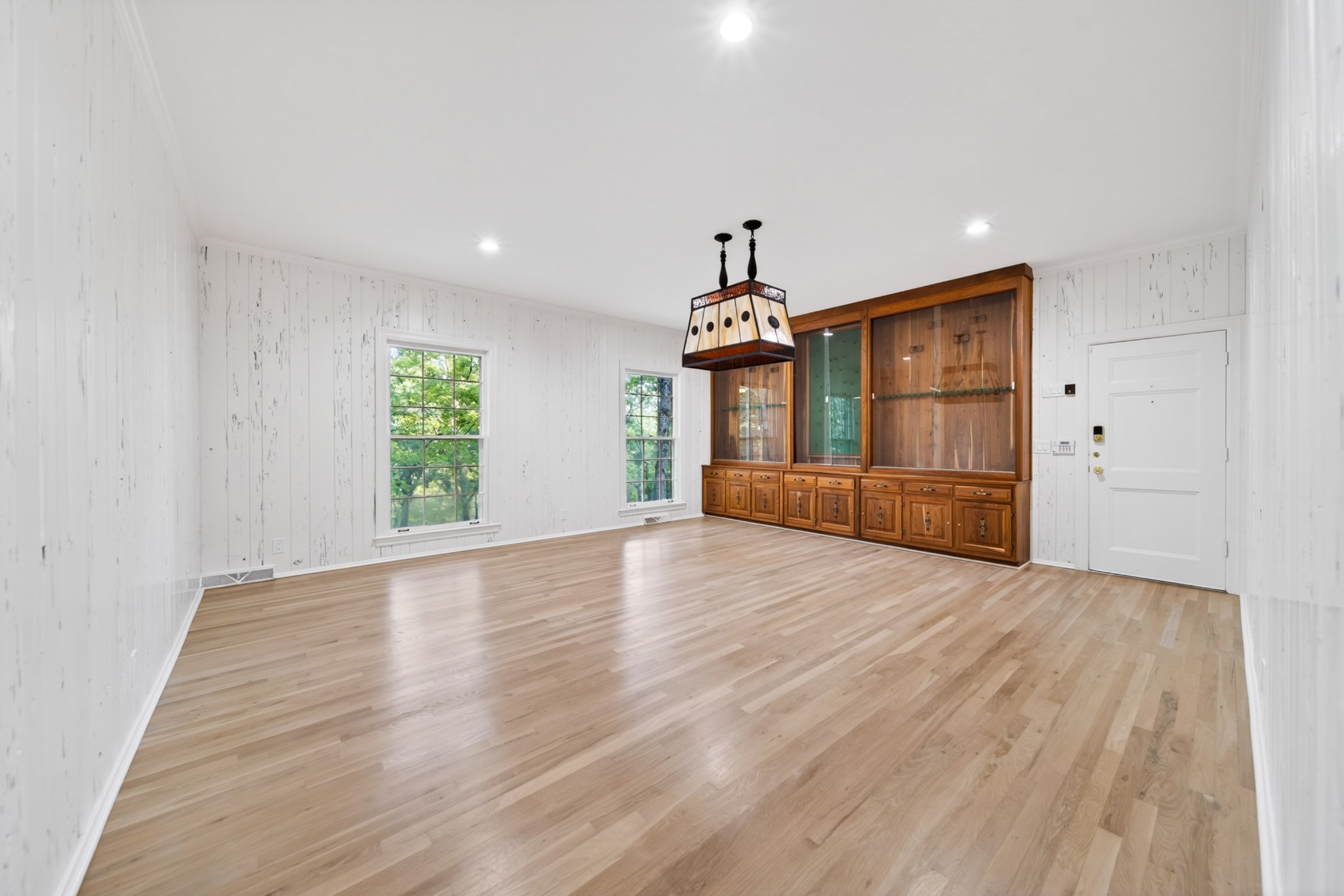 4353 Chickering Ln
