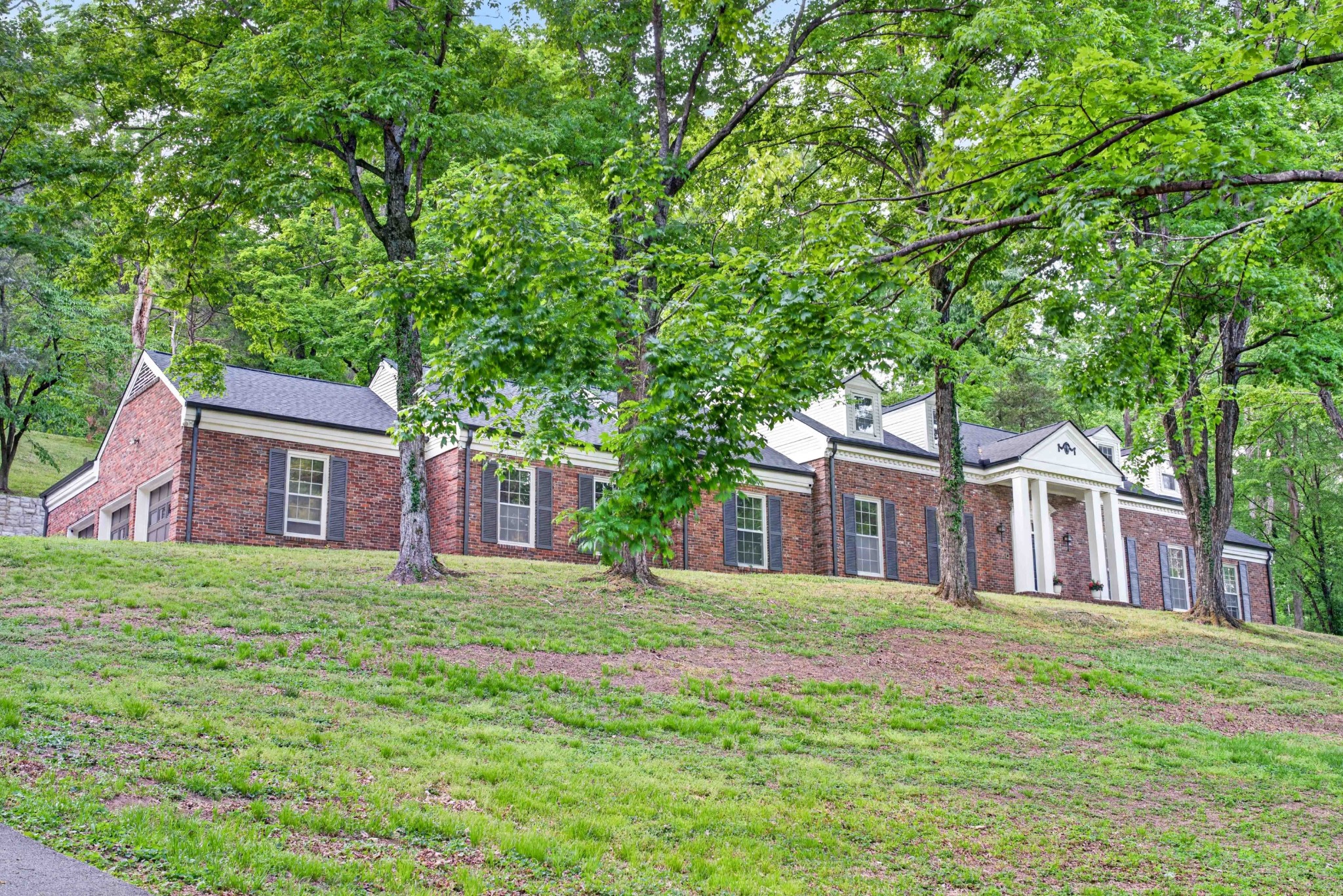 4353 Chickering Ln
