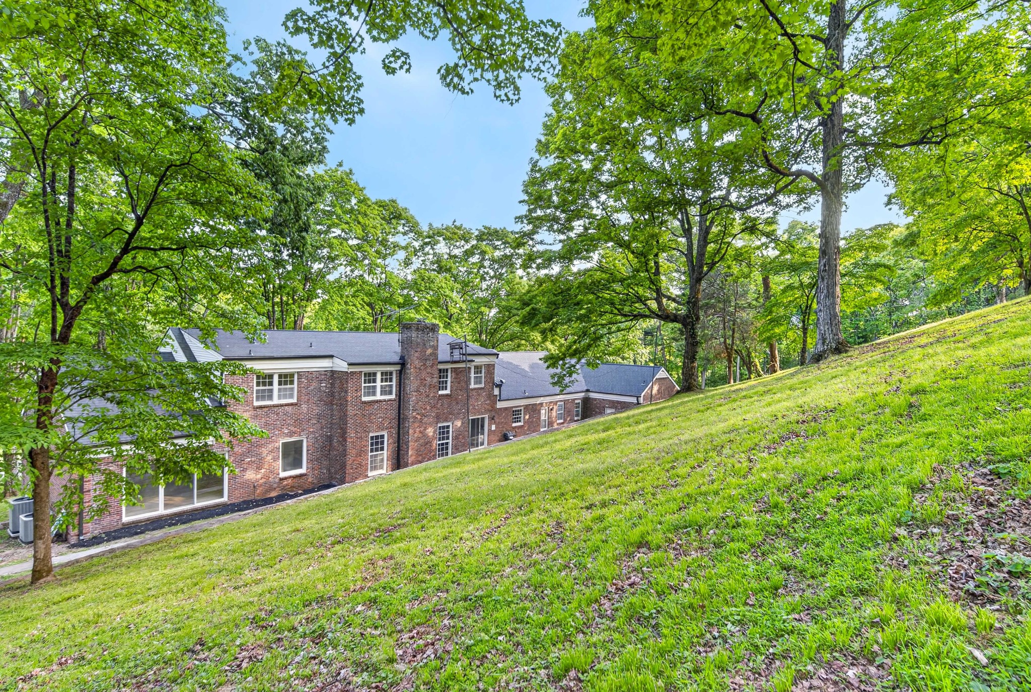 4353 Chickering Ln