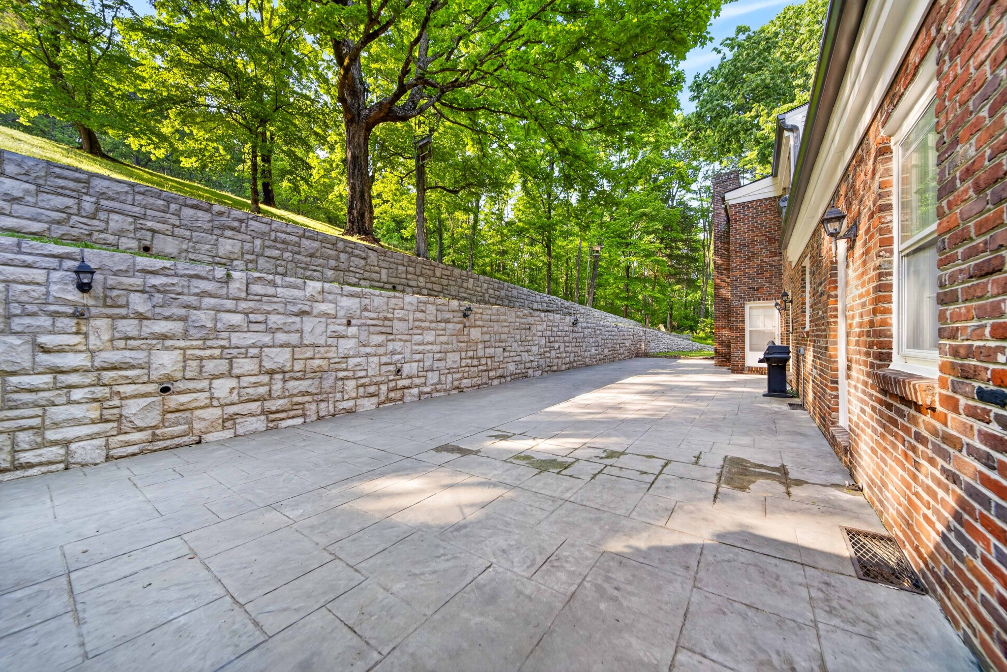 4353 Chickering Ln
