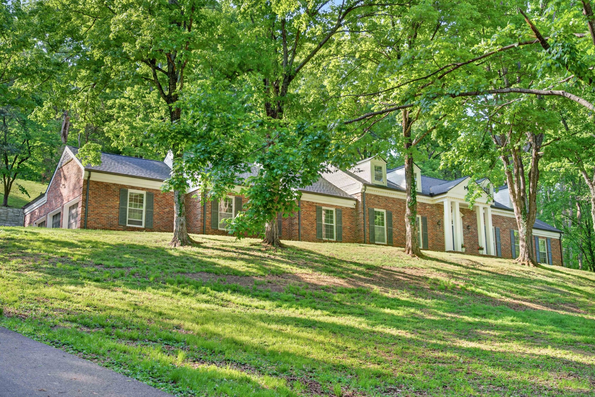 4353 Chickering Ln