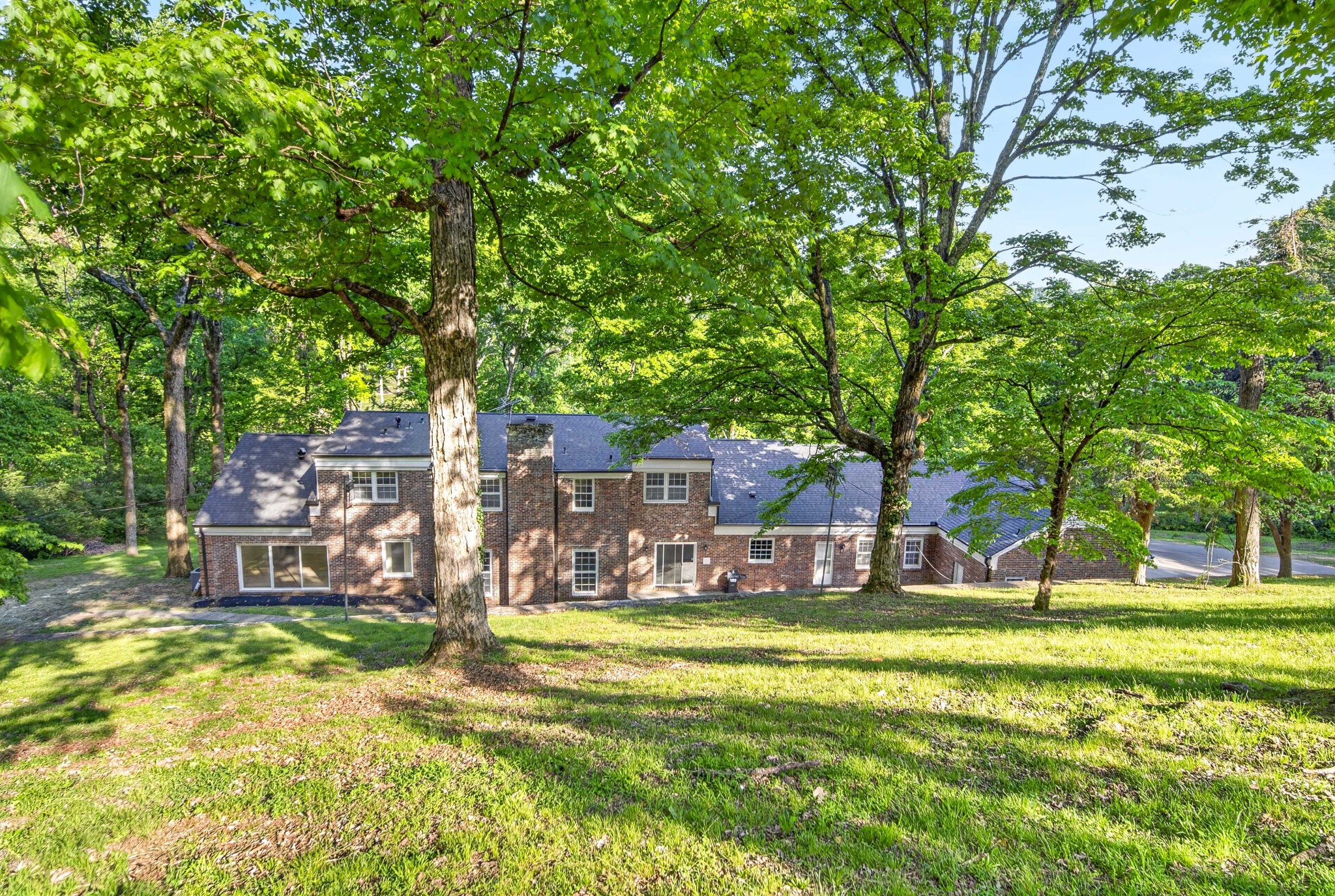 4353 Chickering Ln