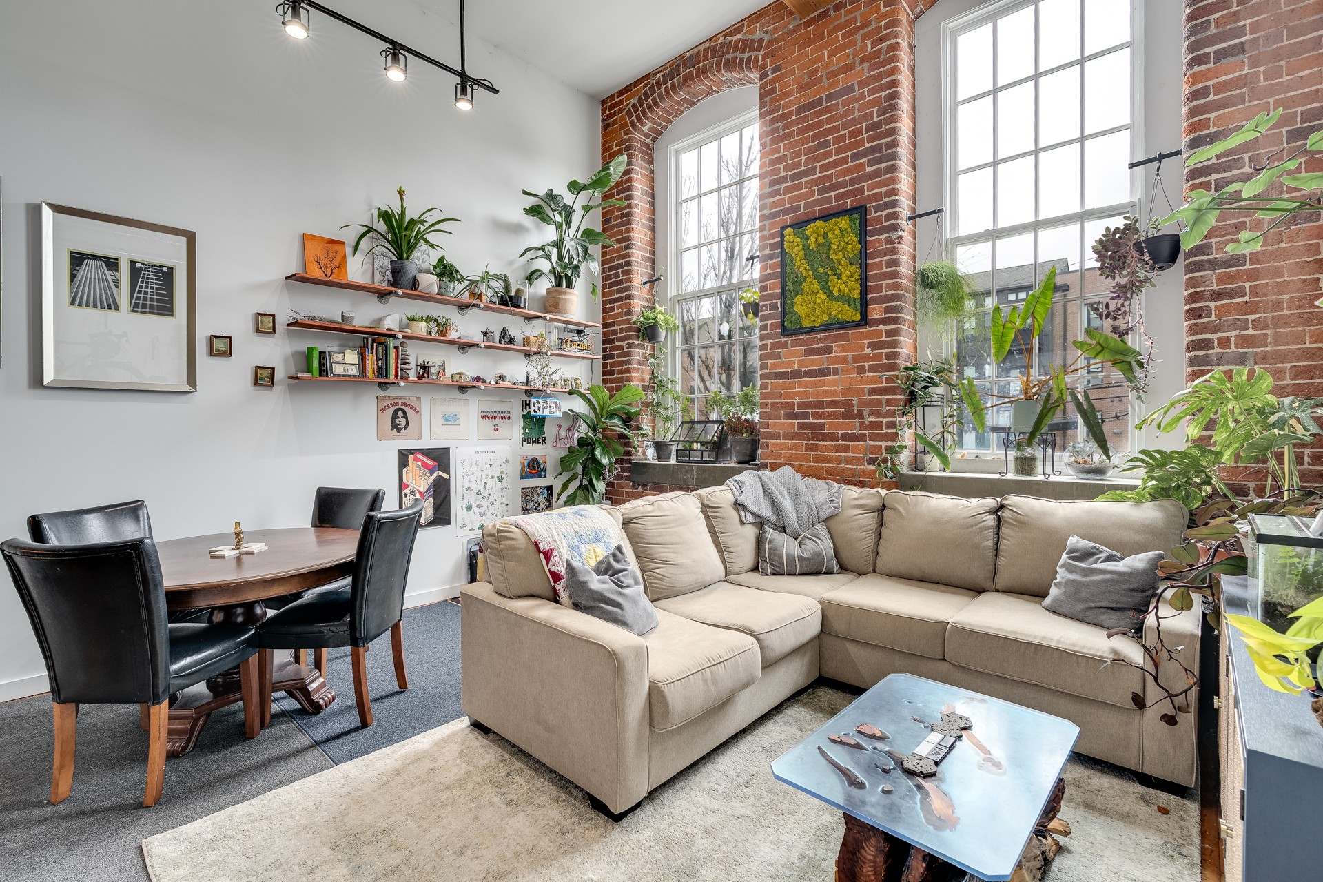 1350 Rosa L Parks Blvd Unit: 336