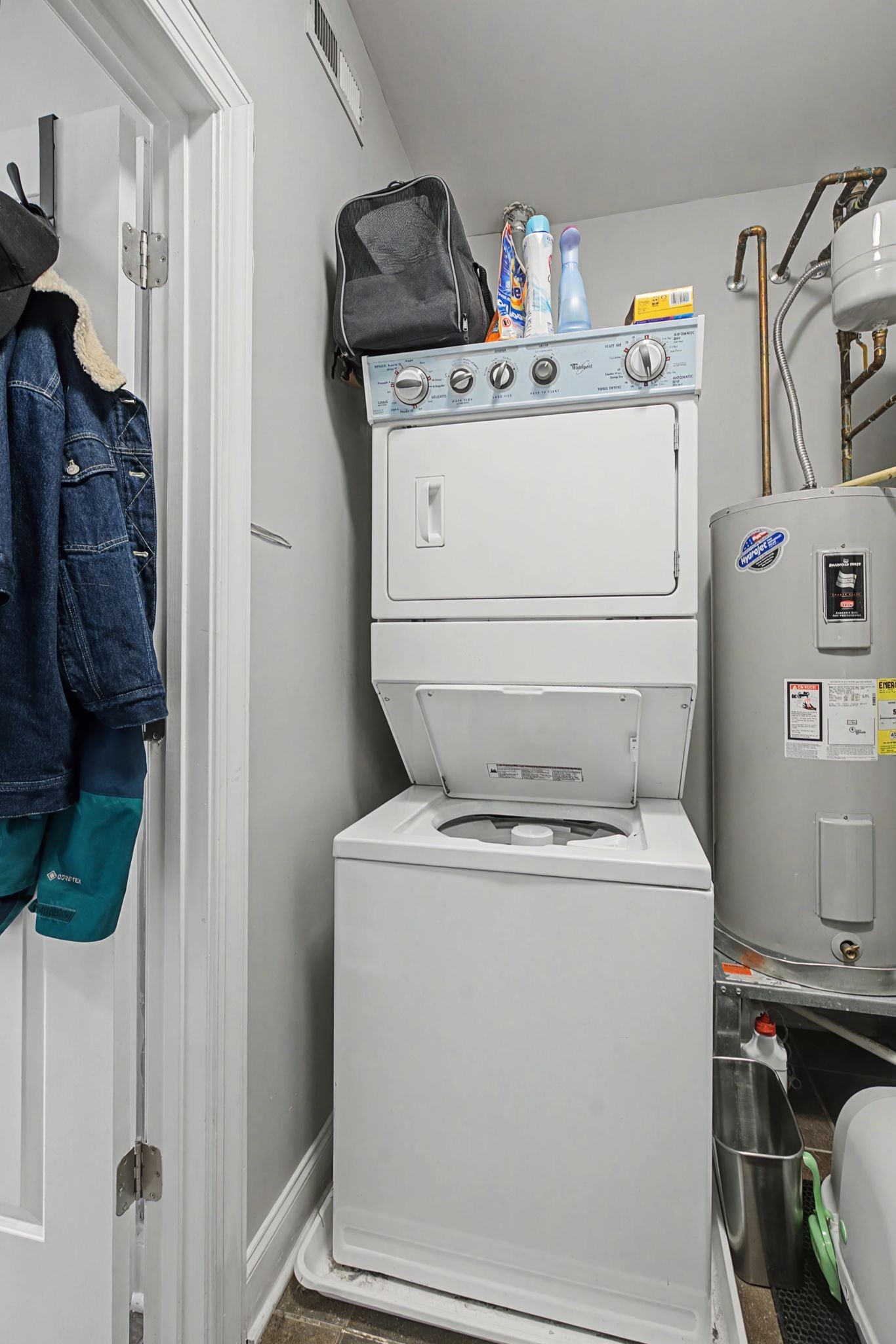 3128 Belwood St Unit: 204