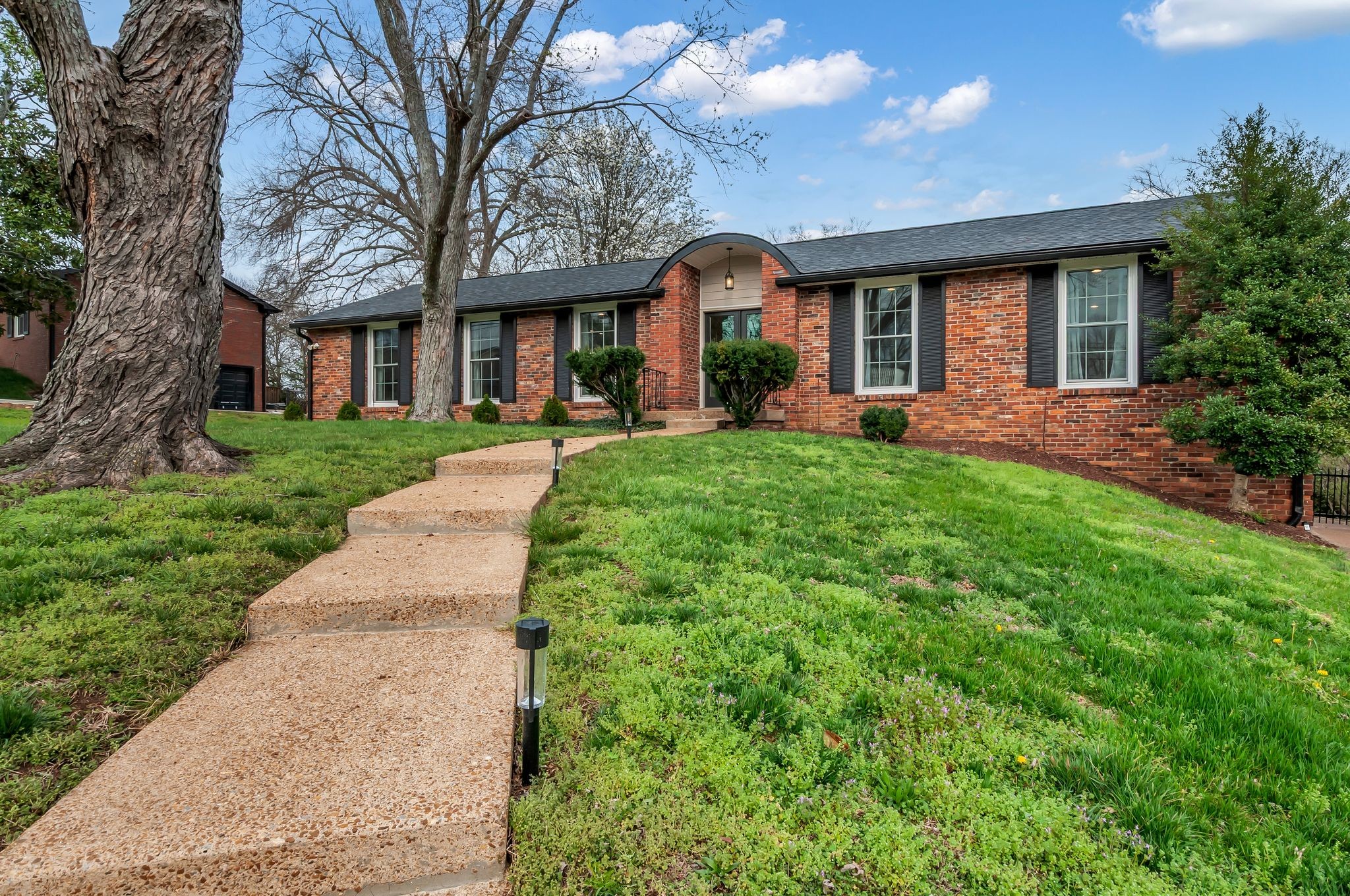 68 Vaughns Gap Rd