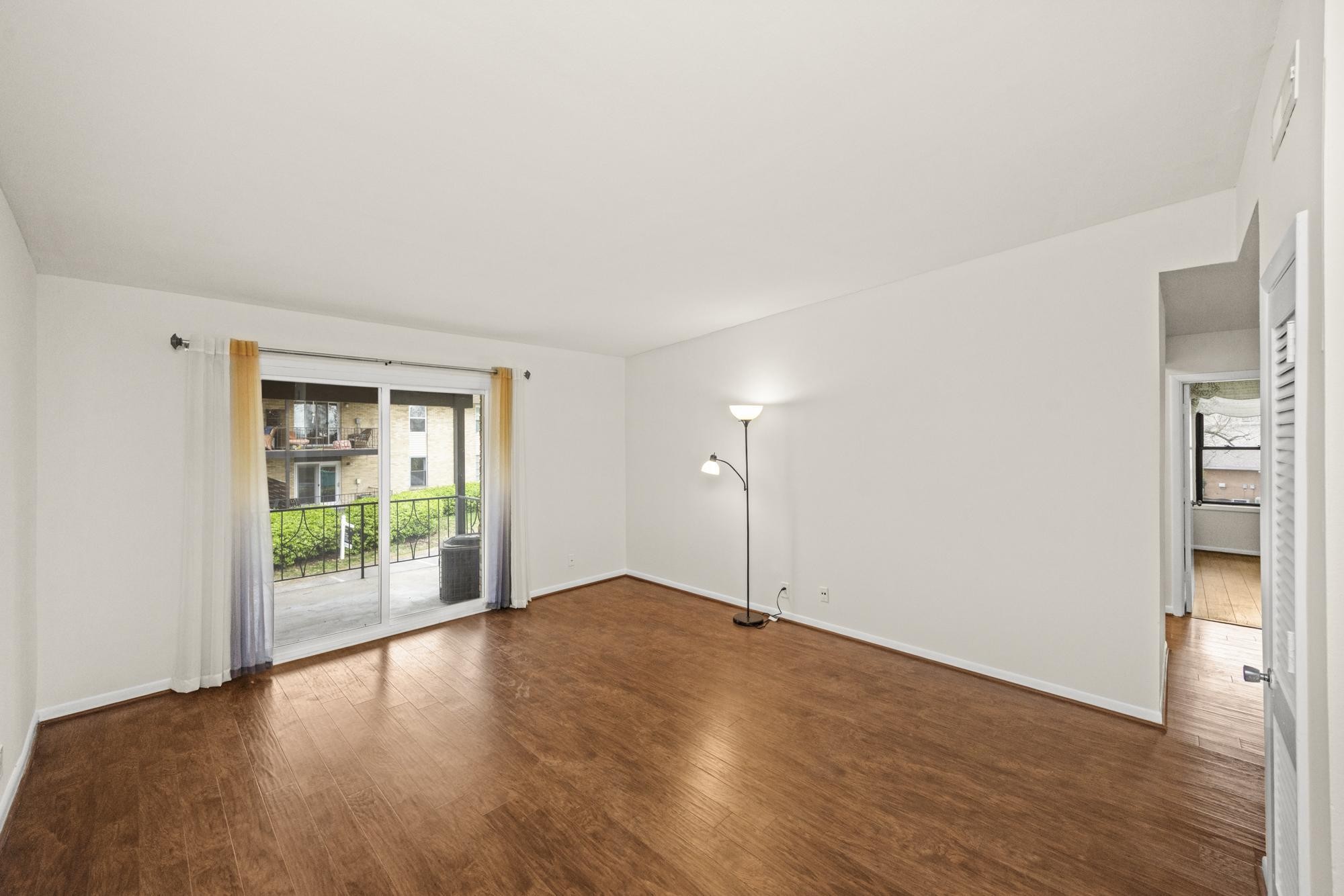 4425 Westlawn Dr Unit: C307