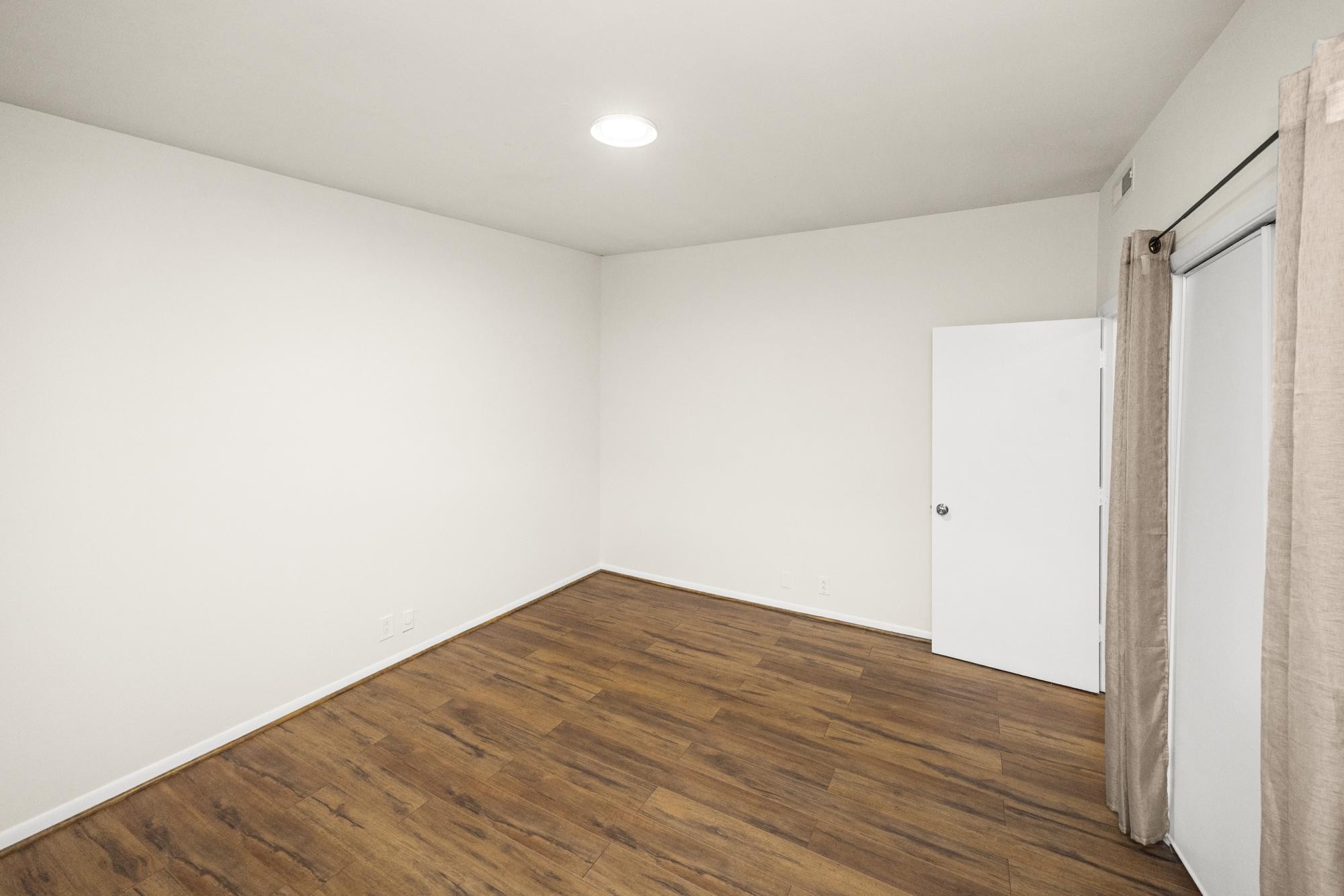 4425 Westlawn Dr Unit: C307