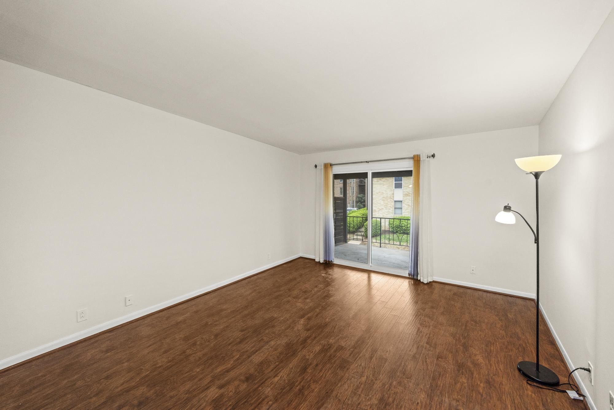 4425 Westlawn Dr Unit: C307