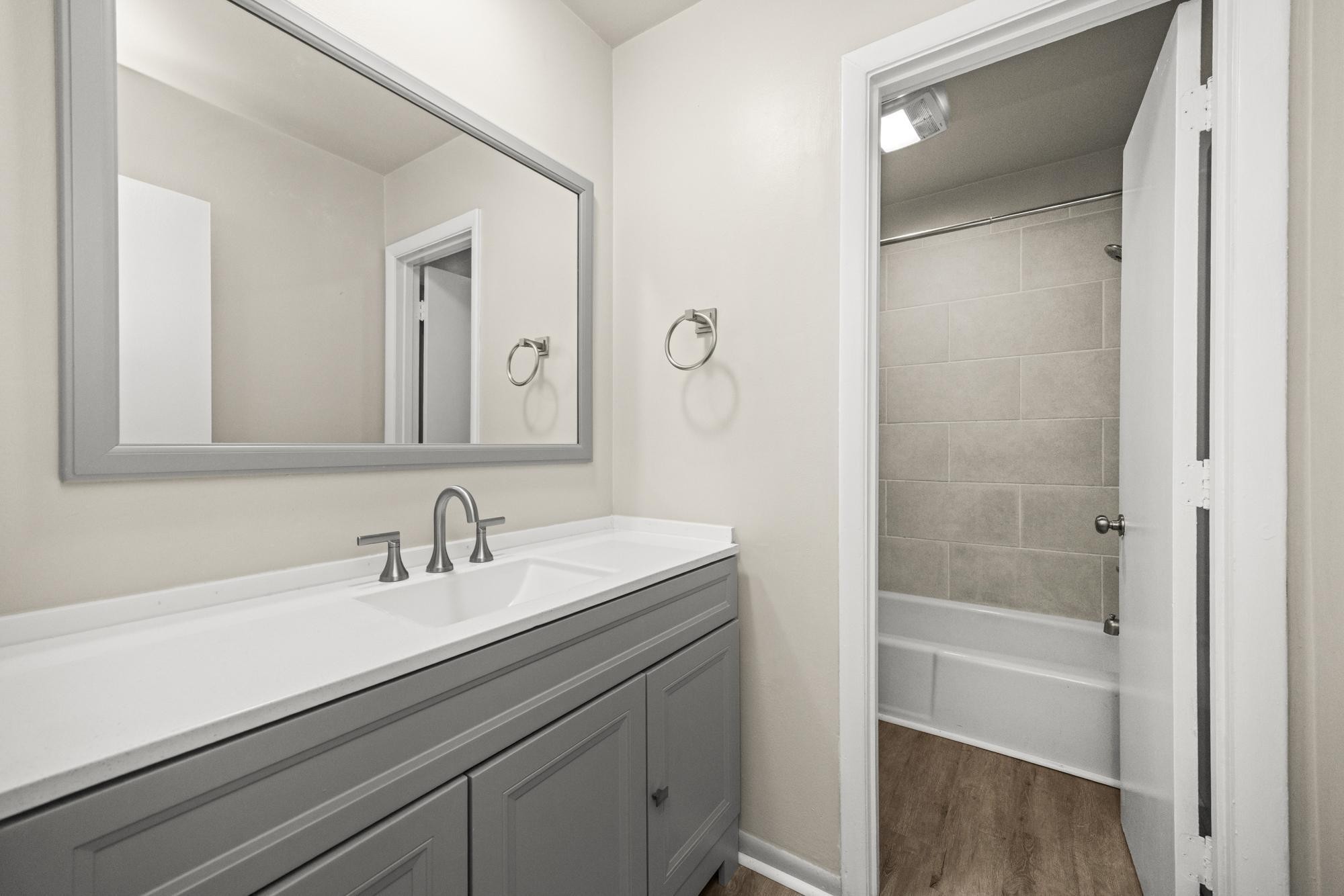 4425 Westlawn Dr Unit: C307