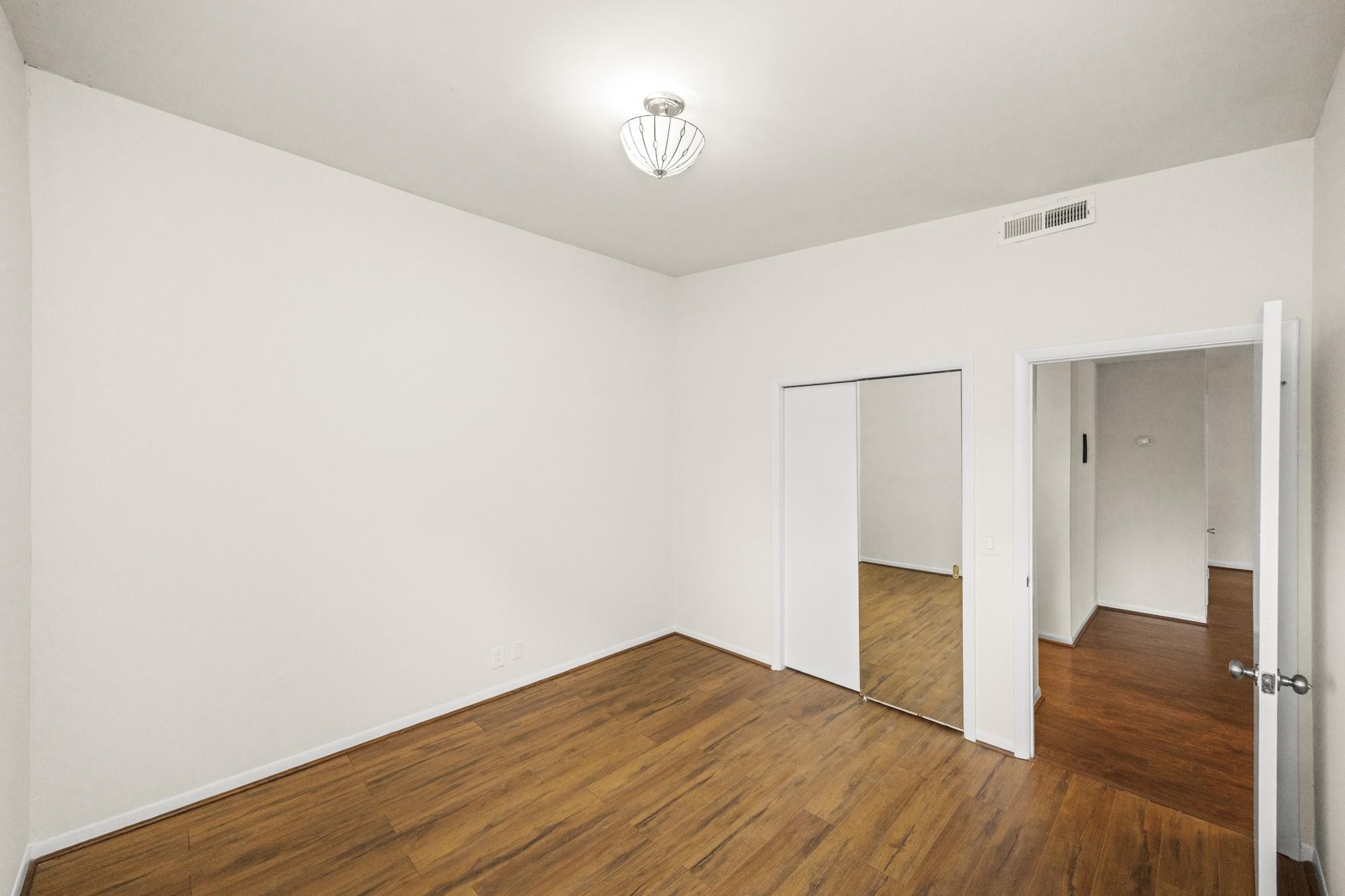 4425 Westlawn Dr Unit: C307