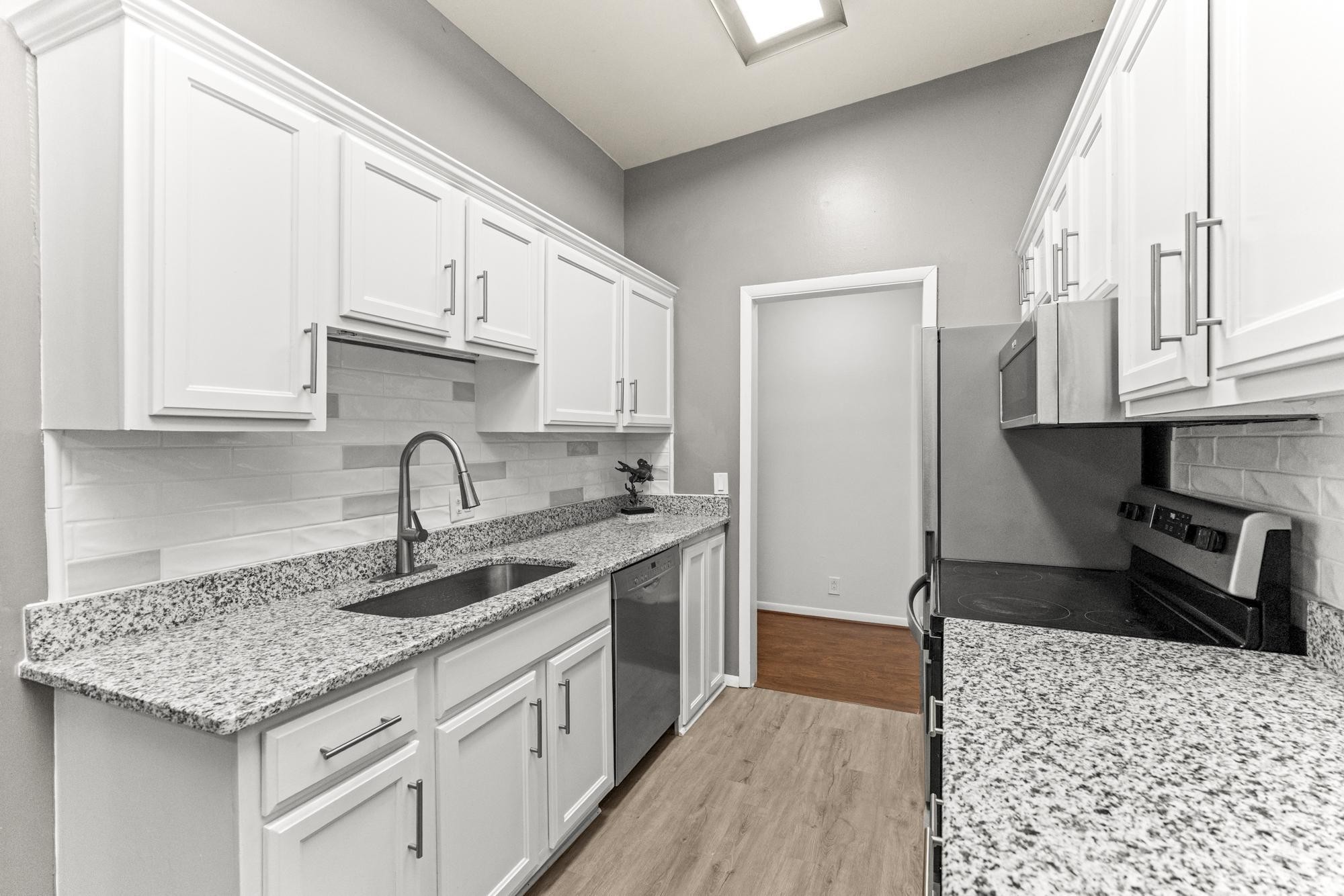 4425 Westlawn Dr Unit: C307