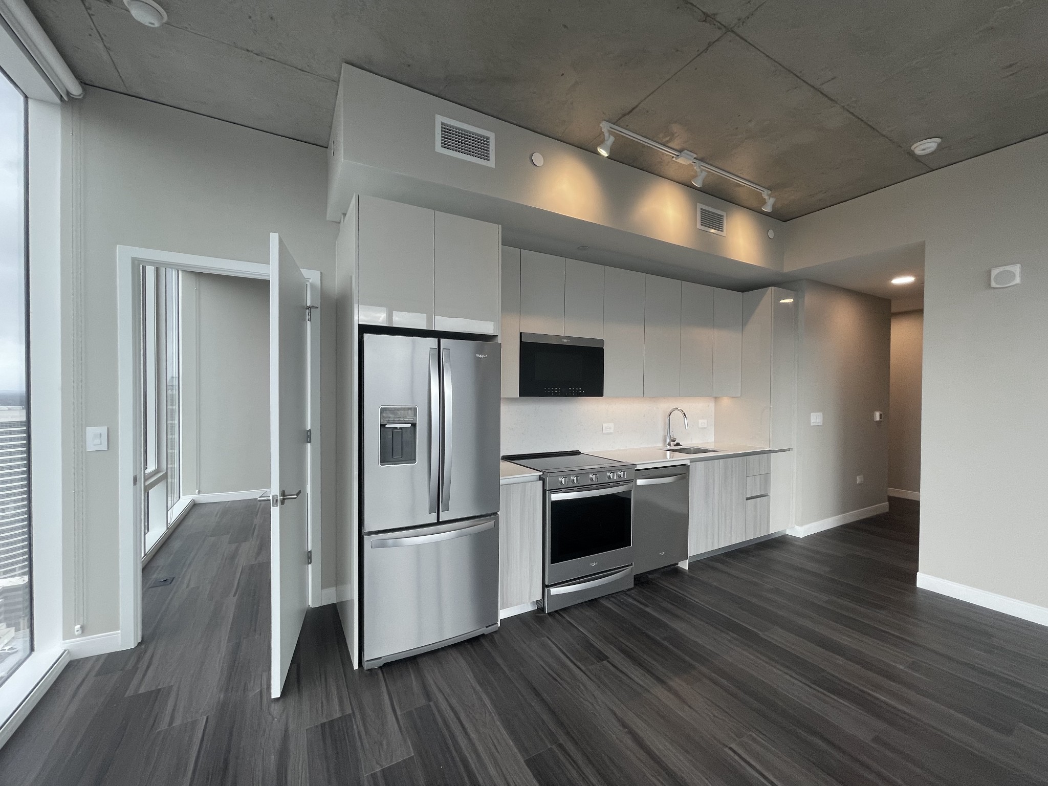 805 Church St Unit: 3612