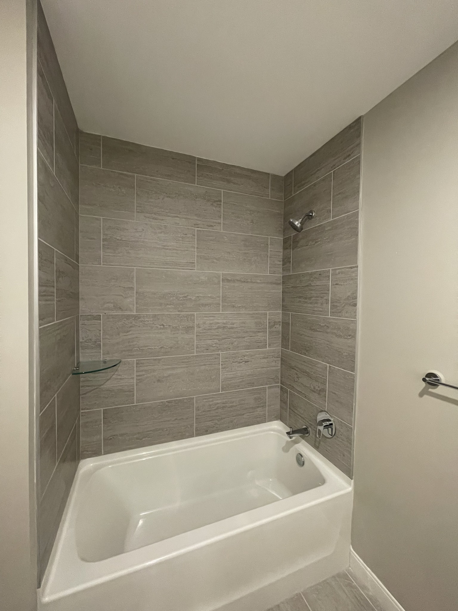 805 Church St Unit: 3612