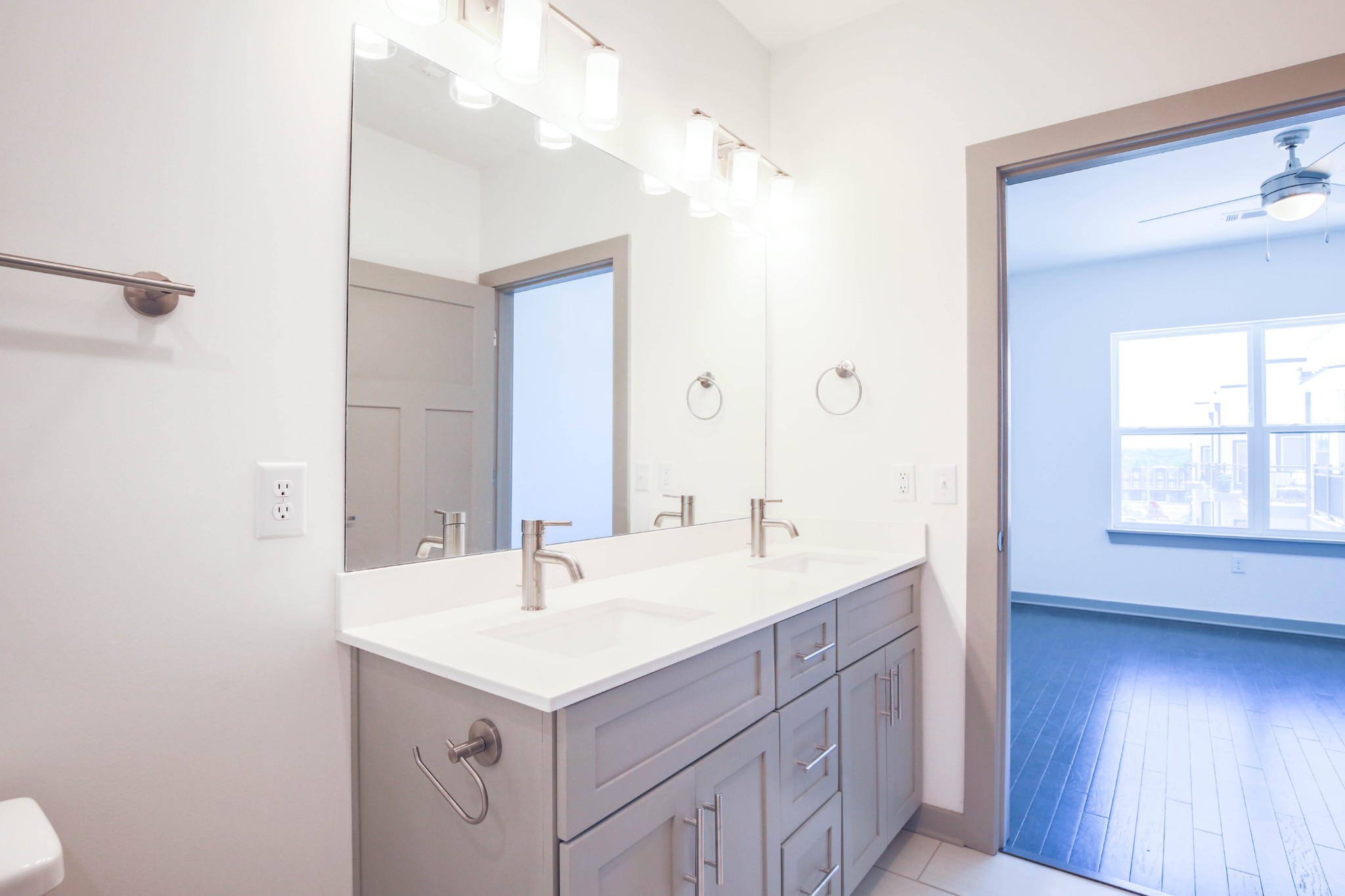 1638 54th Ave, N Unit: 302