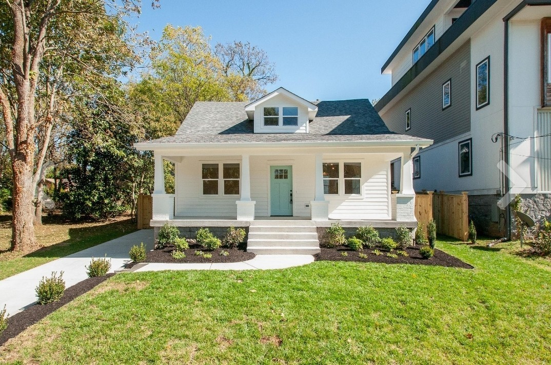 814 Powers Ave