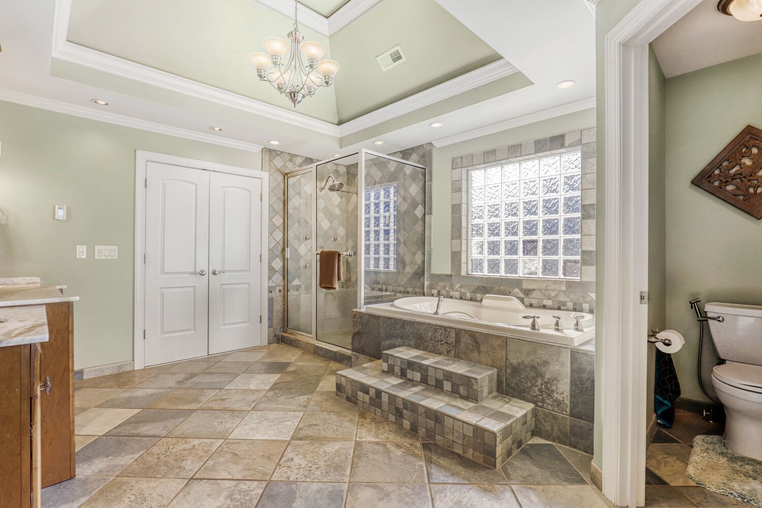 130 12 Stones Xing, W