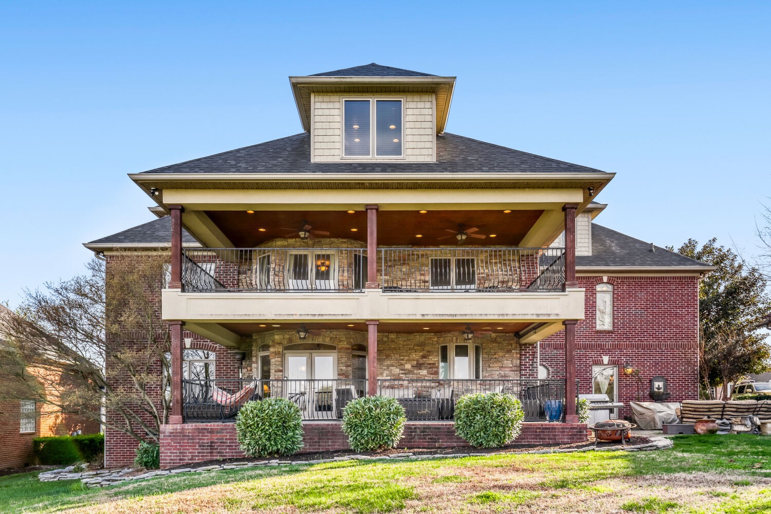 130 12 Stones Xing, W