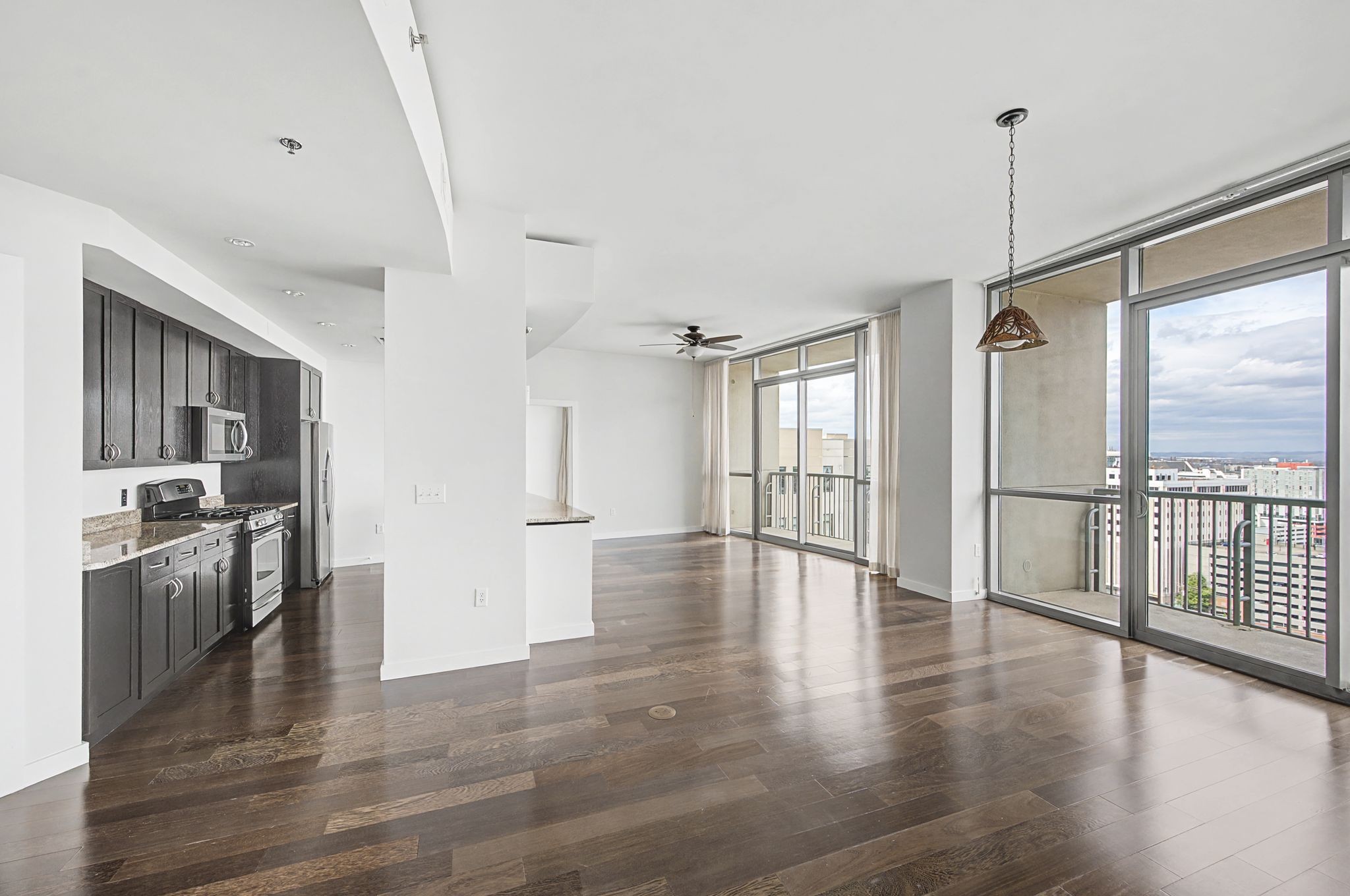 900 20th Ave, S Unit: 1615