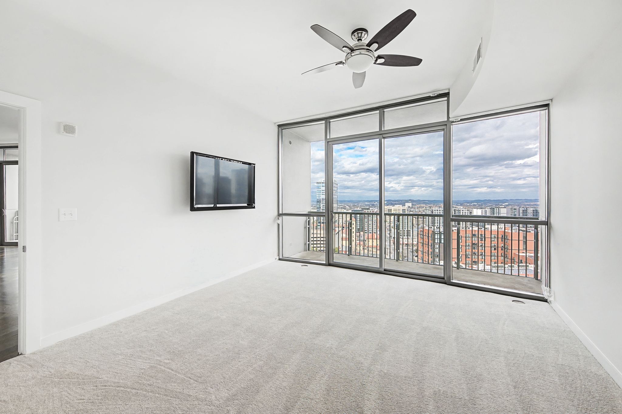 900 20th Ave, S Unit: 1615