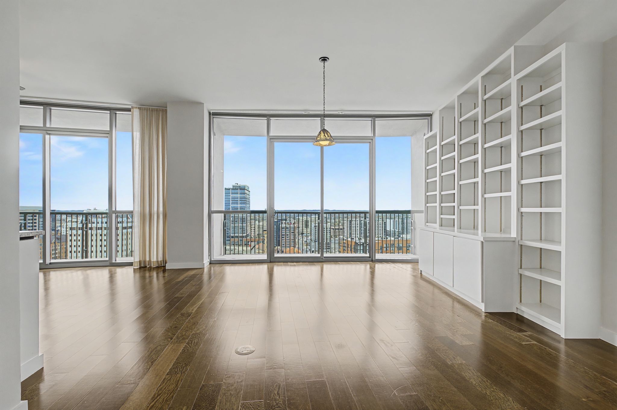 900 20th Ave, S Unit: 1615