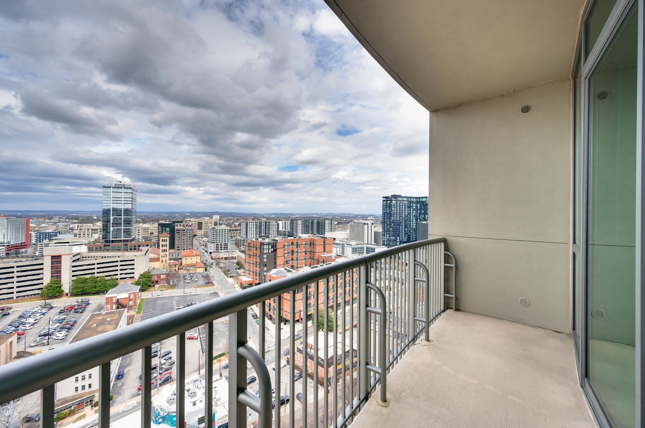 900 20th Ave, S Unit: 1615