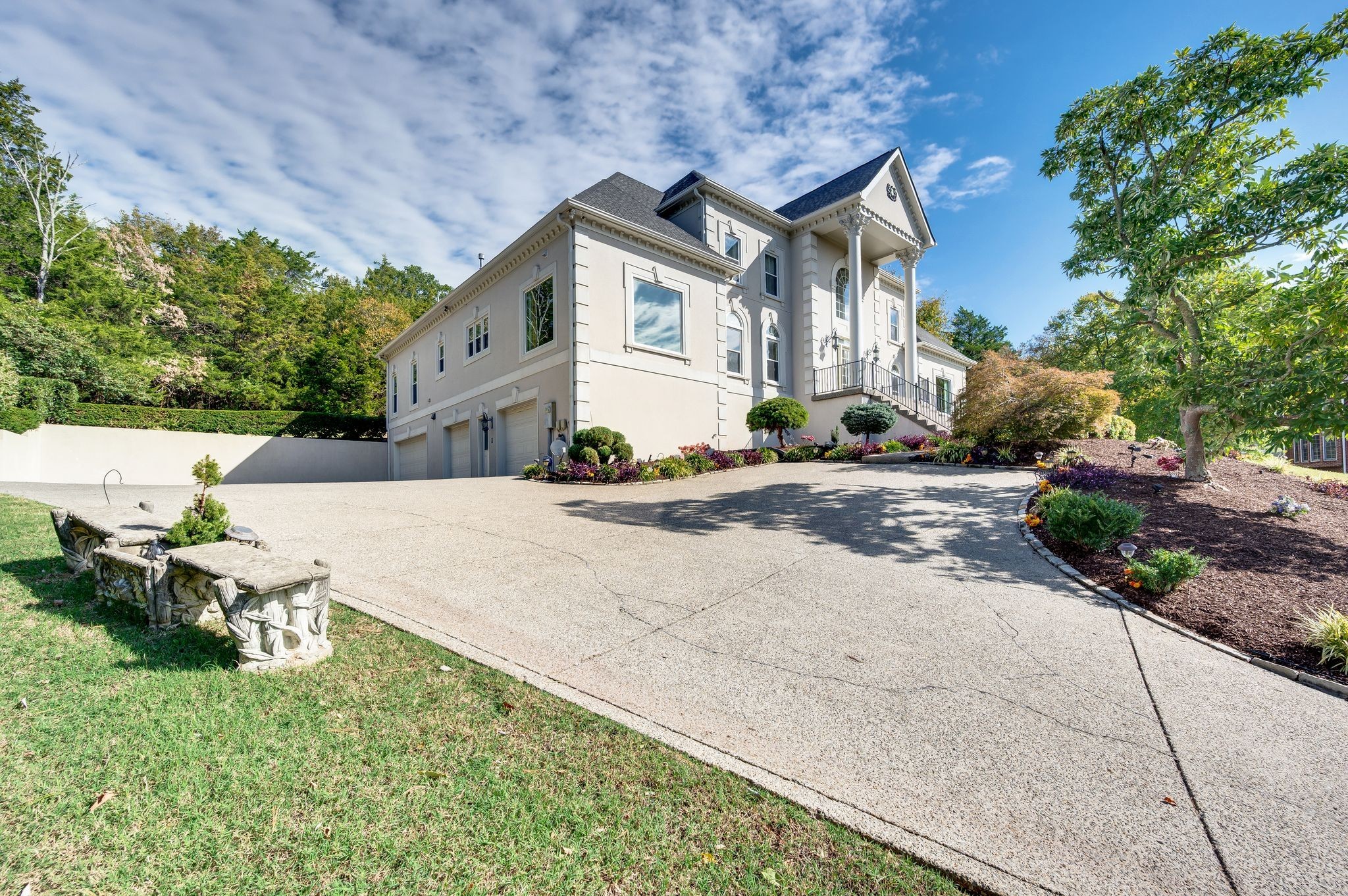 703 Ben Nevis Ct