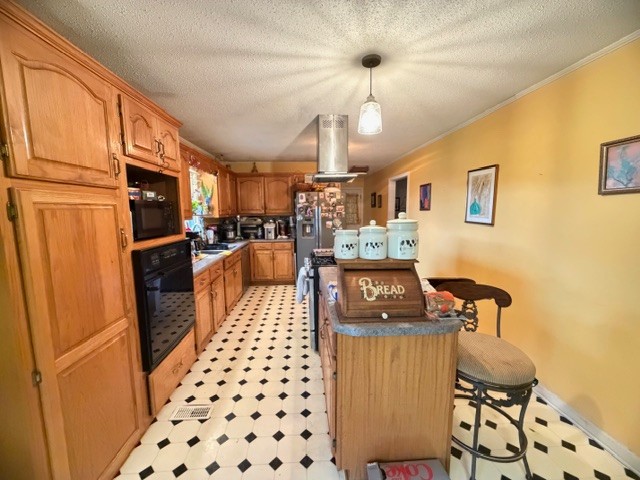 2575 Spur Rd