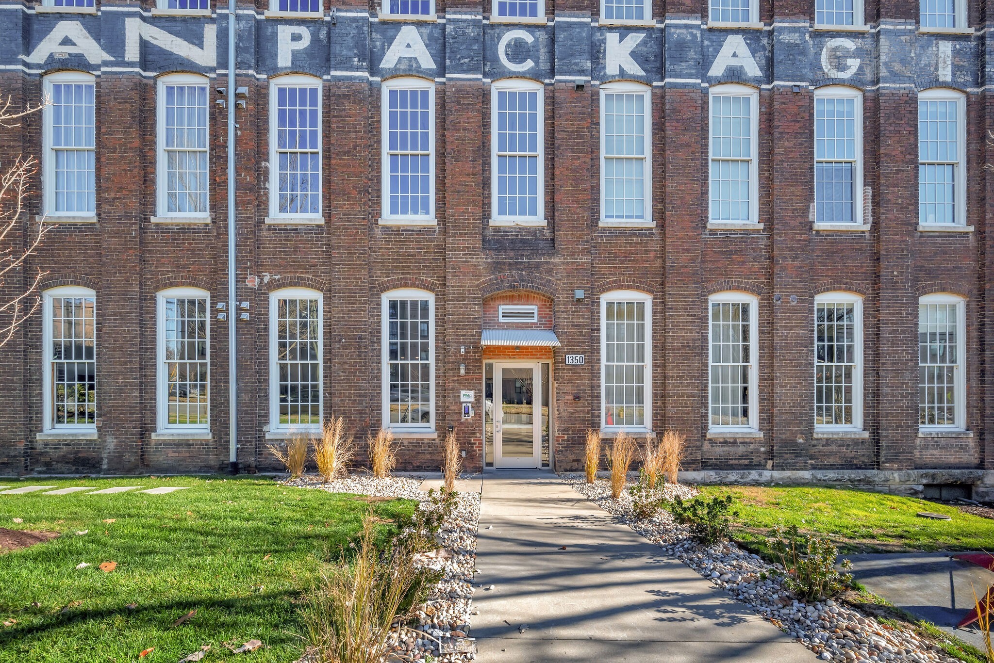 1350 Rosa L Parks Blvd Unit: 403