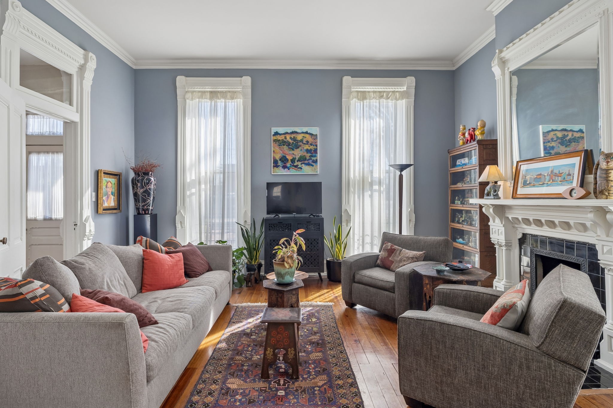 2500 Woodlawn Dr