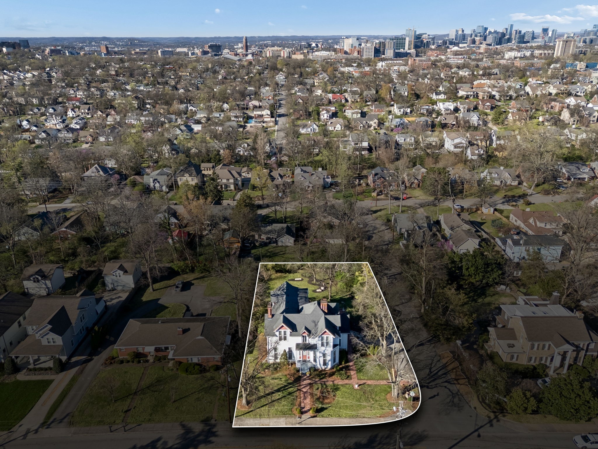 2500 Woodlawn Dr
