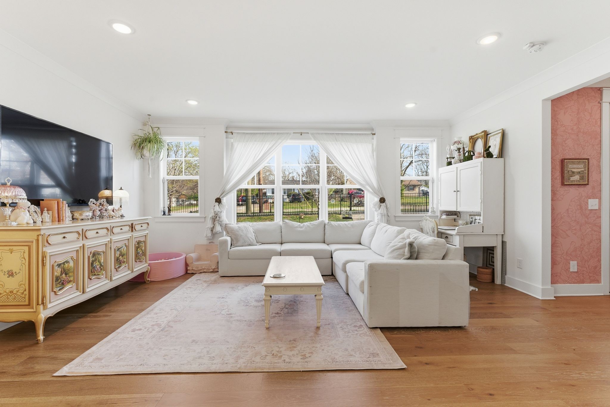 2003 Maple View Lane