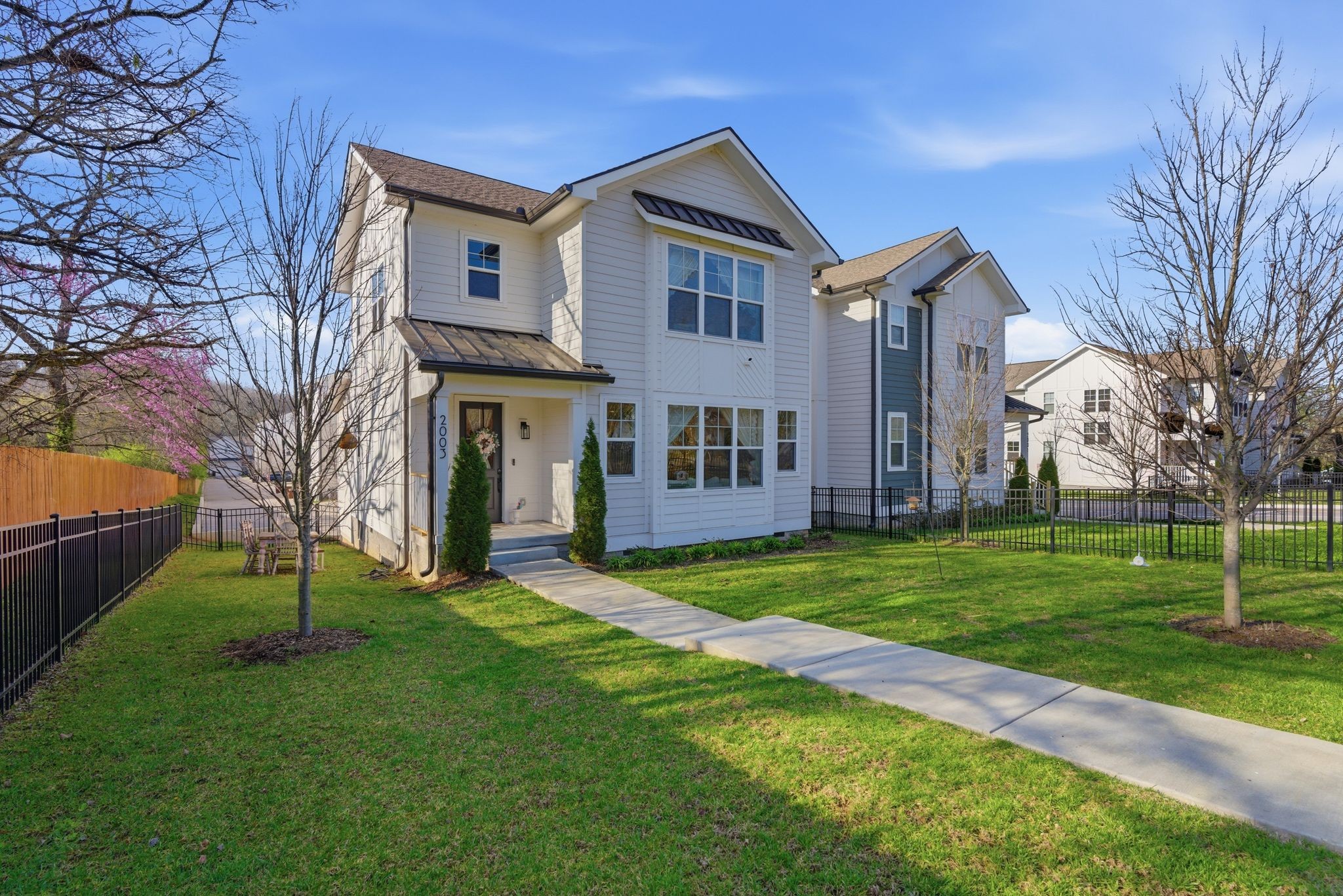 2003 Maple View Lane