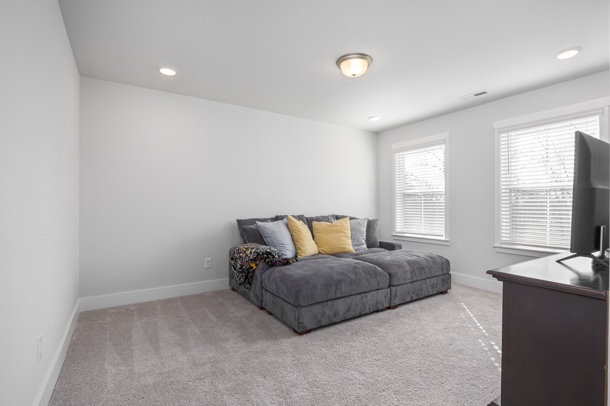 1218 Pebble Run Rd