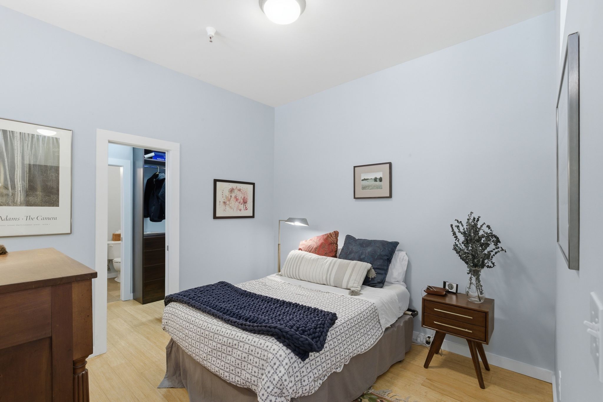 1706 18th Ave, S Unit: 205